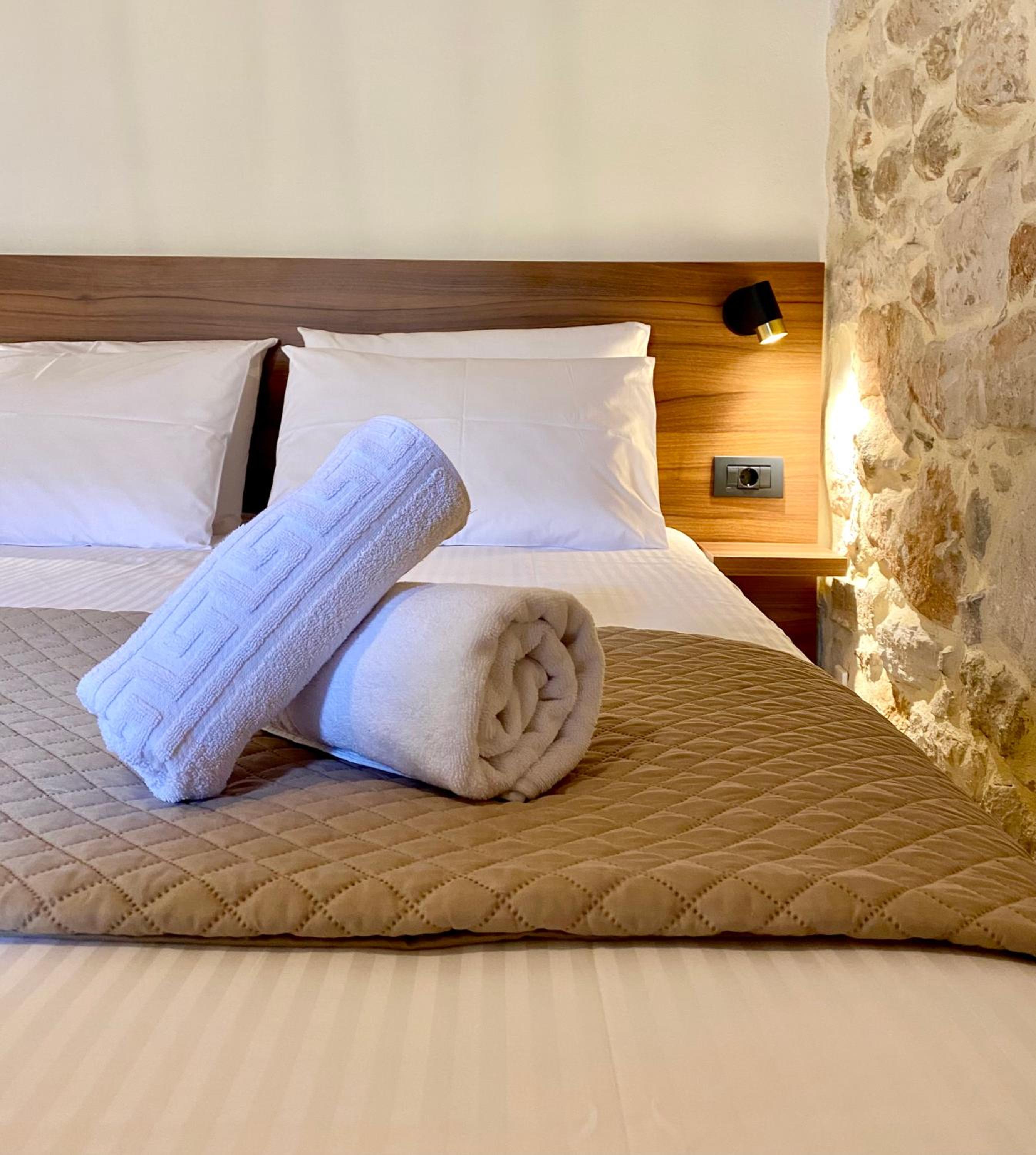 Serenity Stone House, a Blissful Retreat view 4