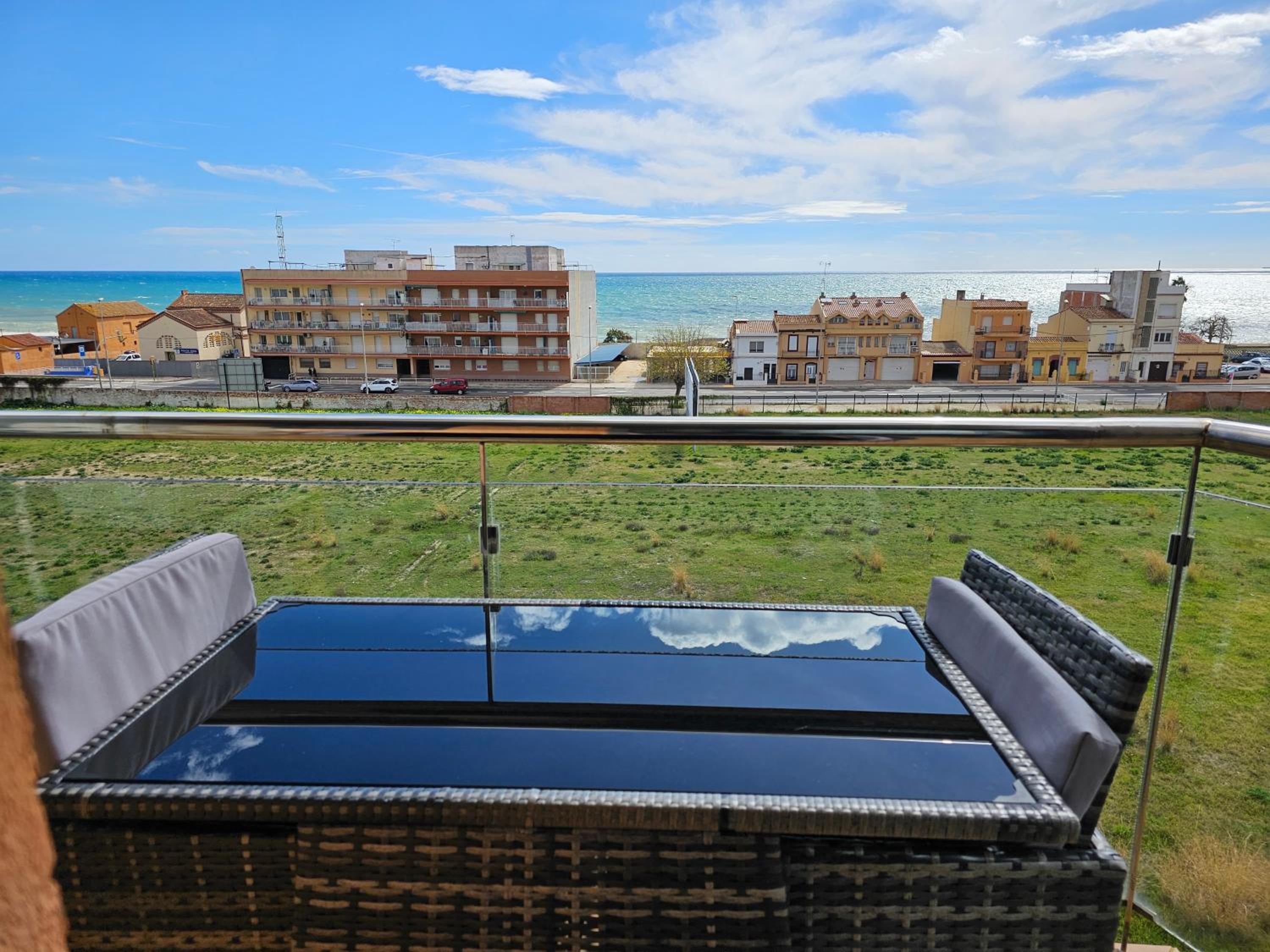 Apartment Beach Front Canet