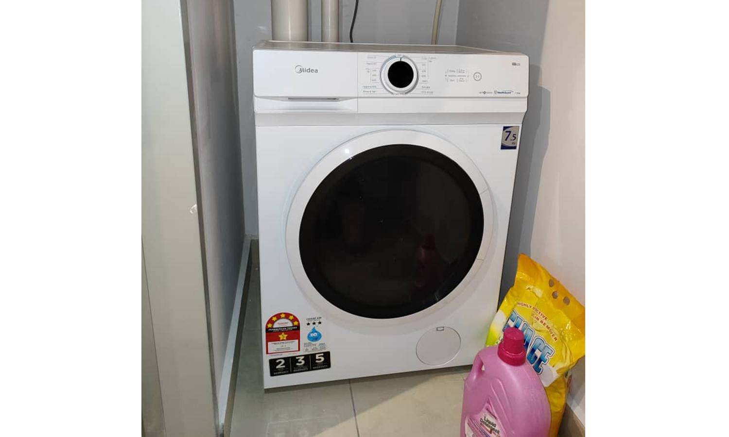 7INN KL near MRT Velocity Mall M Vertical