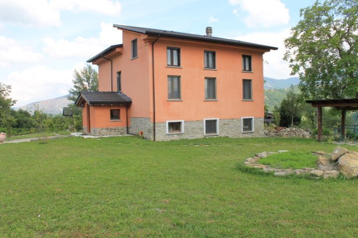 Photo 8