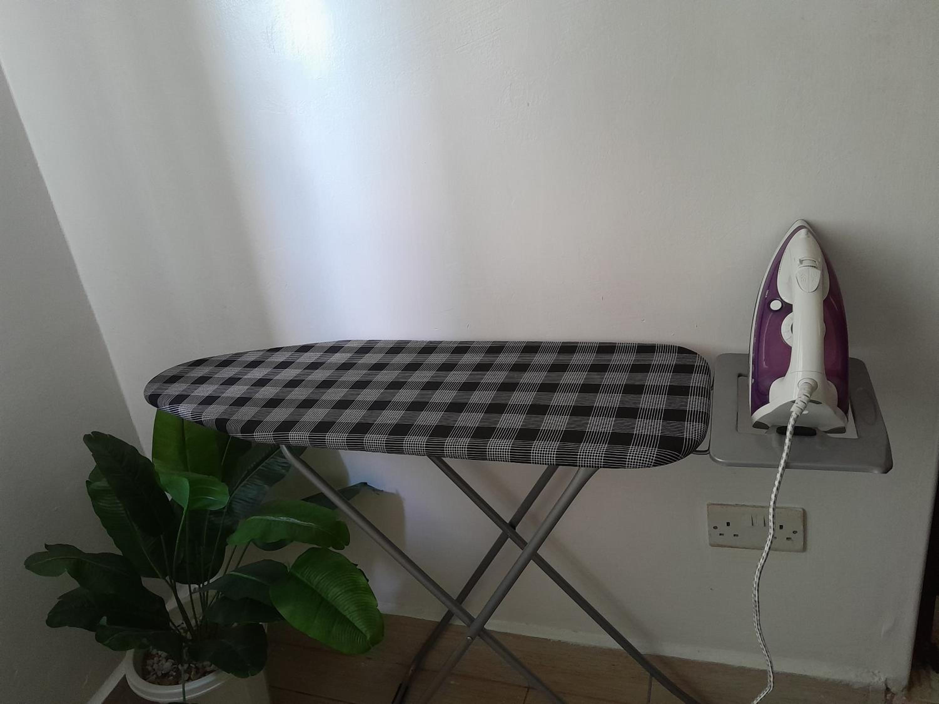 Comfort Haven with Secure Parking & Unlimited WiFi view 4