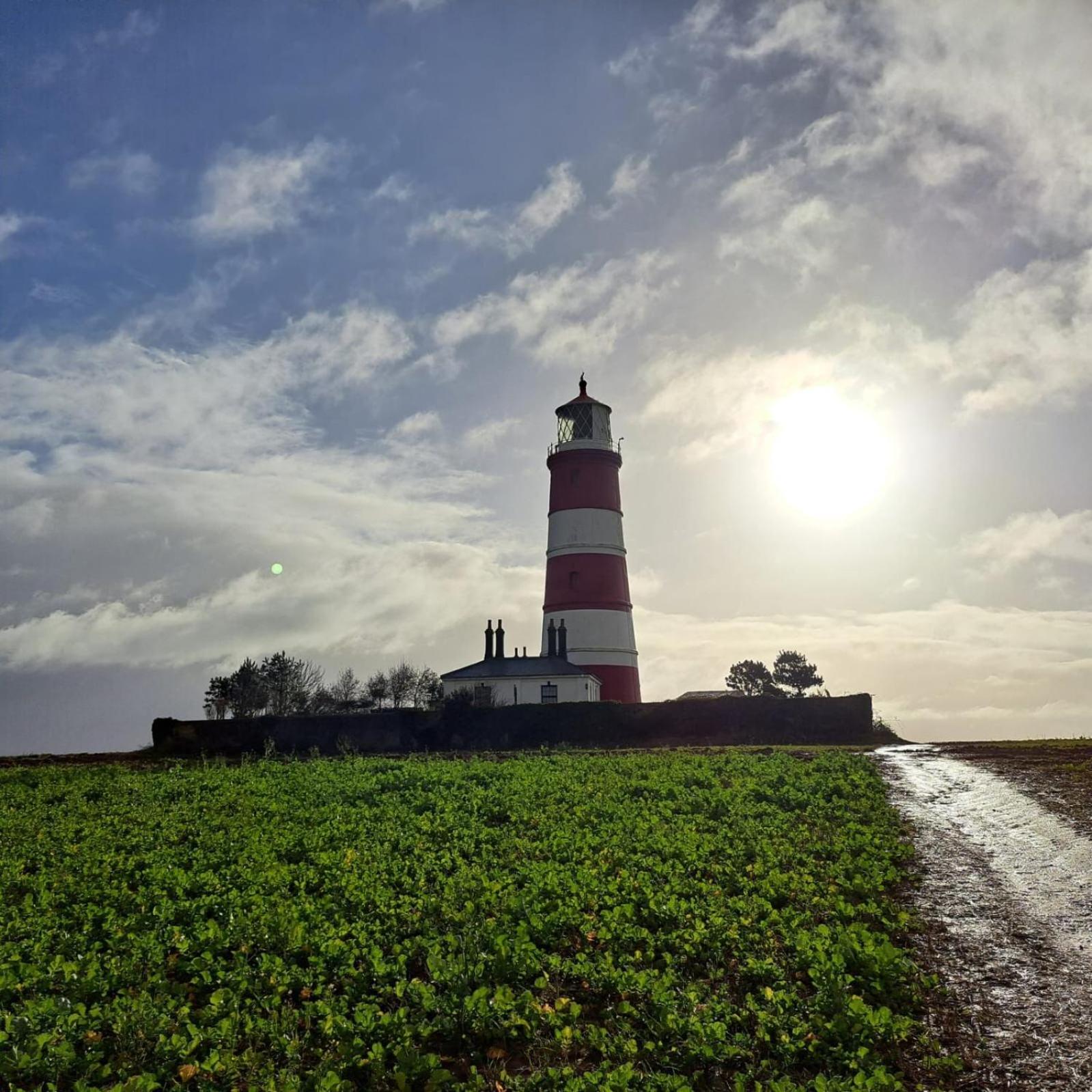 4 bed house 50 yards from the beach & lighthouse view 2