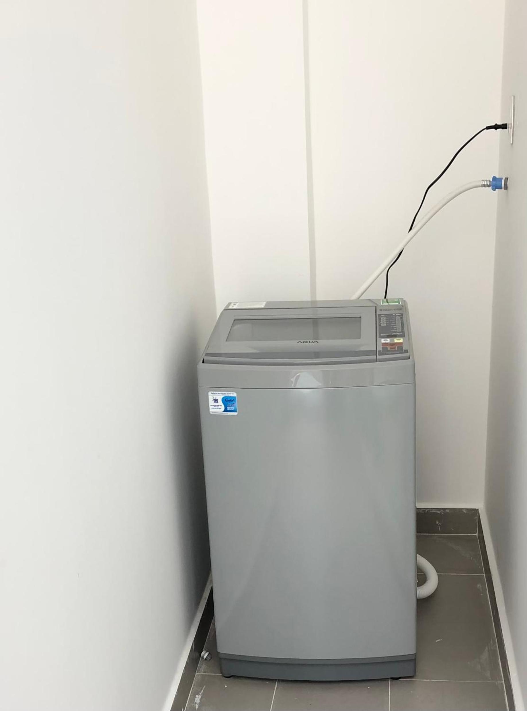Spacious 1BR with kitchen 603