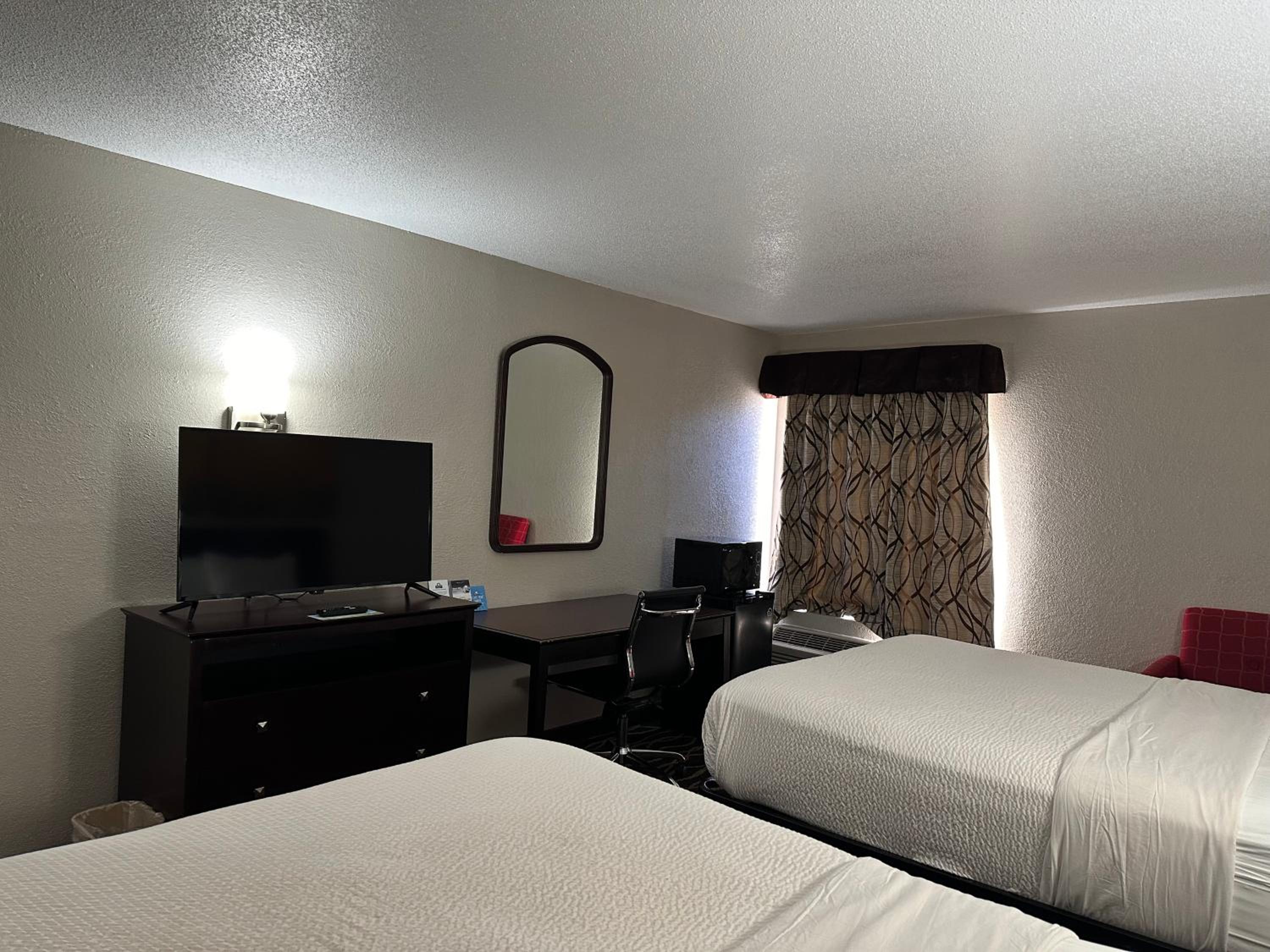 Days Inn & Suites by Wyndham Casey