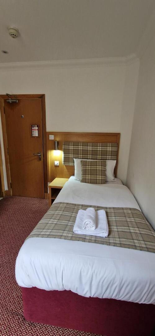 Loch Long Hotel