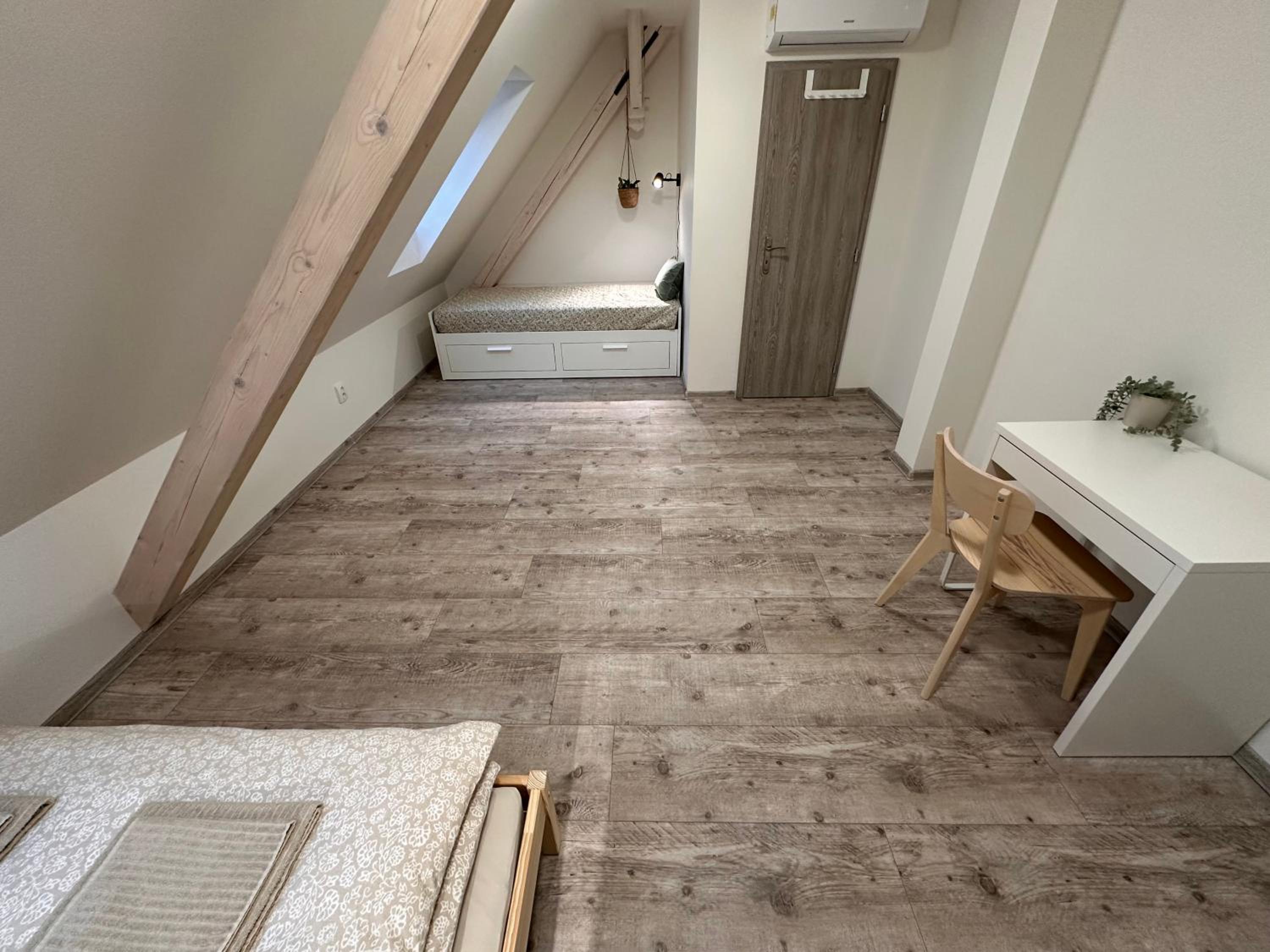 Apartmány Monastery Suites Žireč