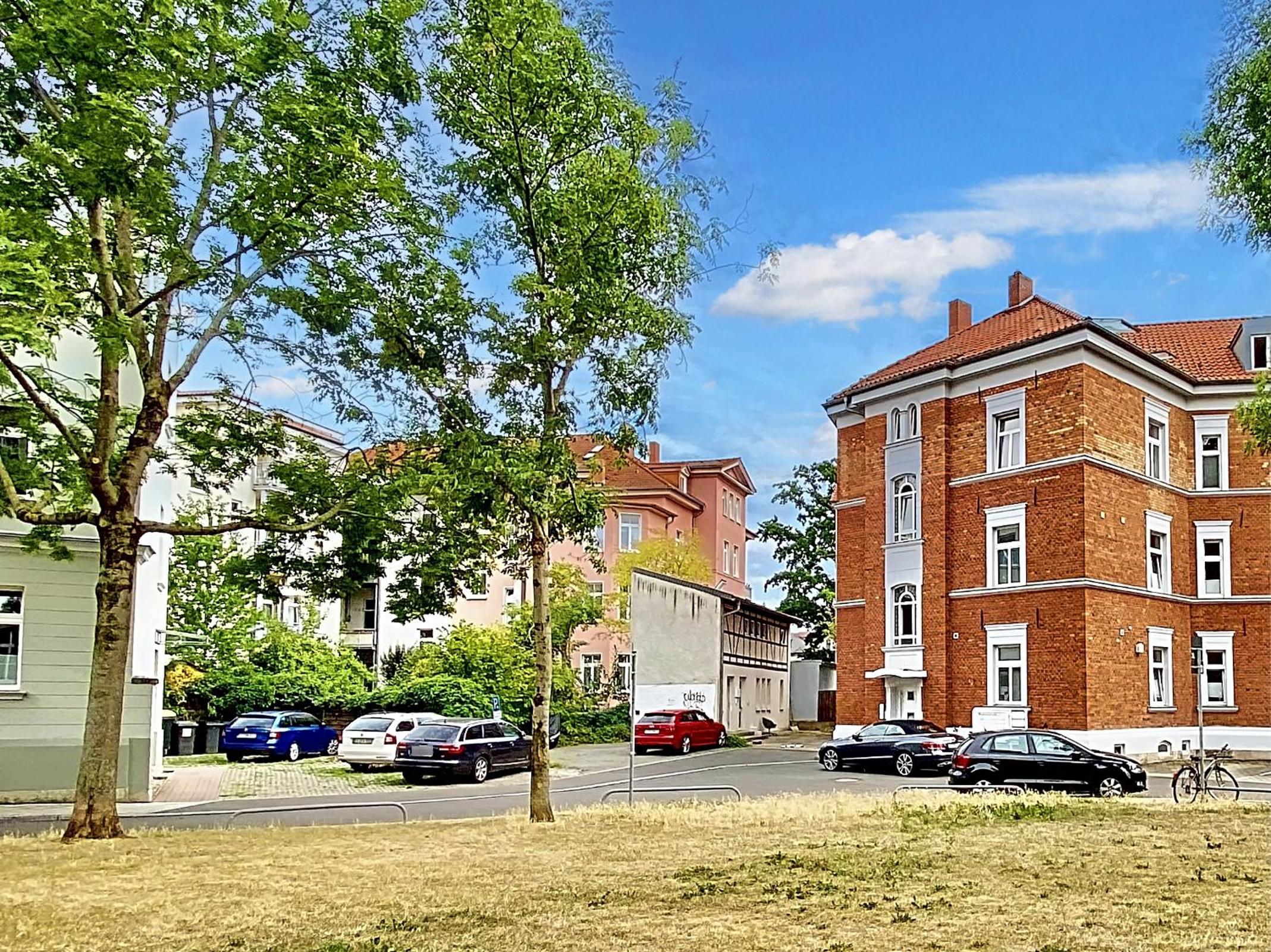 DIE REMISE mit kostenlosem Parkplatz direkt vor der Tür