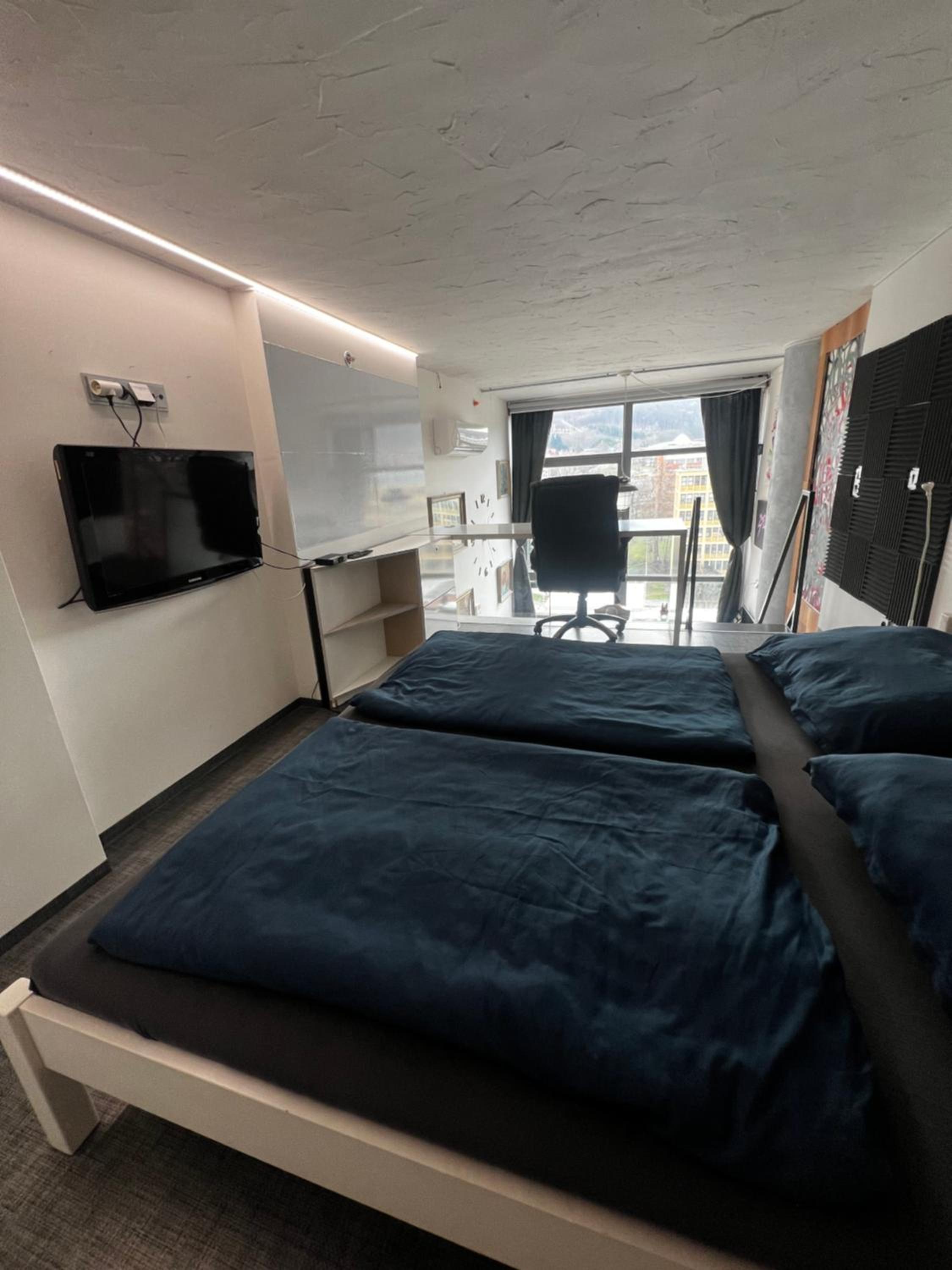 1 bedroom loft apartment
