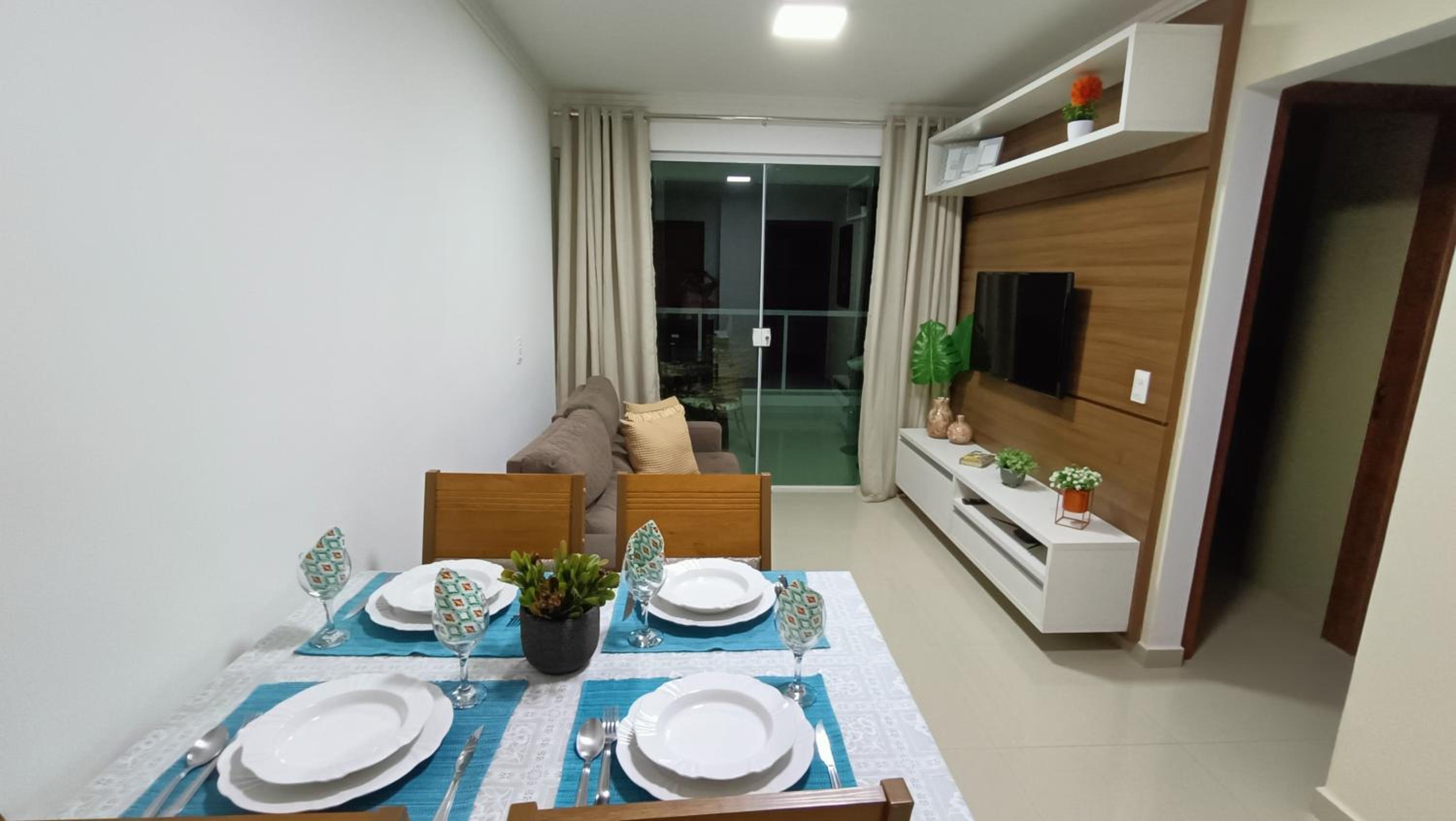 Magnifico apto com vista para o mar, 2 quartos, máximo 6 pessoas!!!