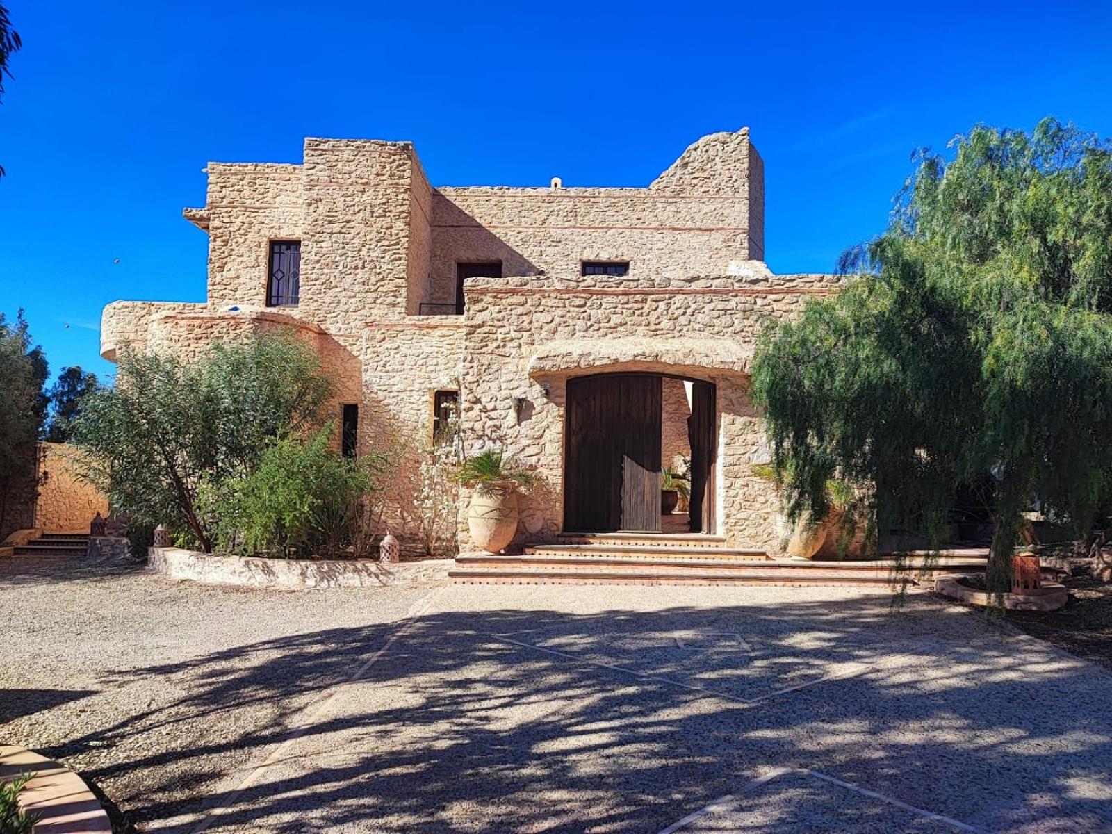 Dar Volubilis spacieuse villa avec piscine, 5 chambres vue sur forêt view 5