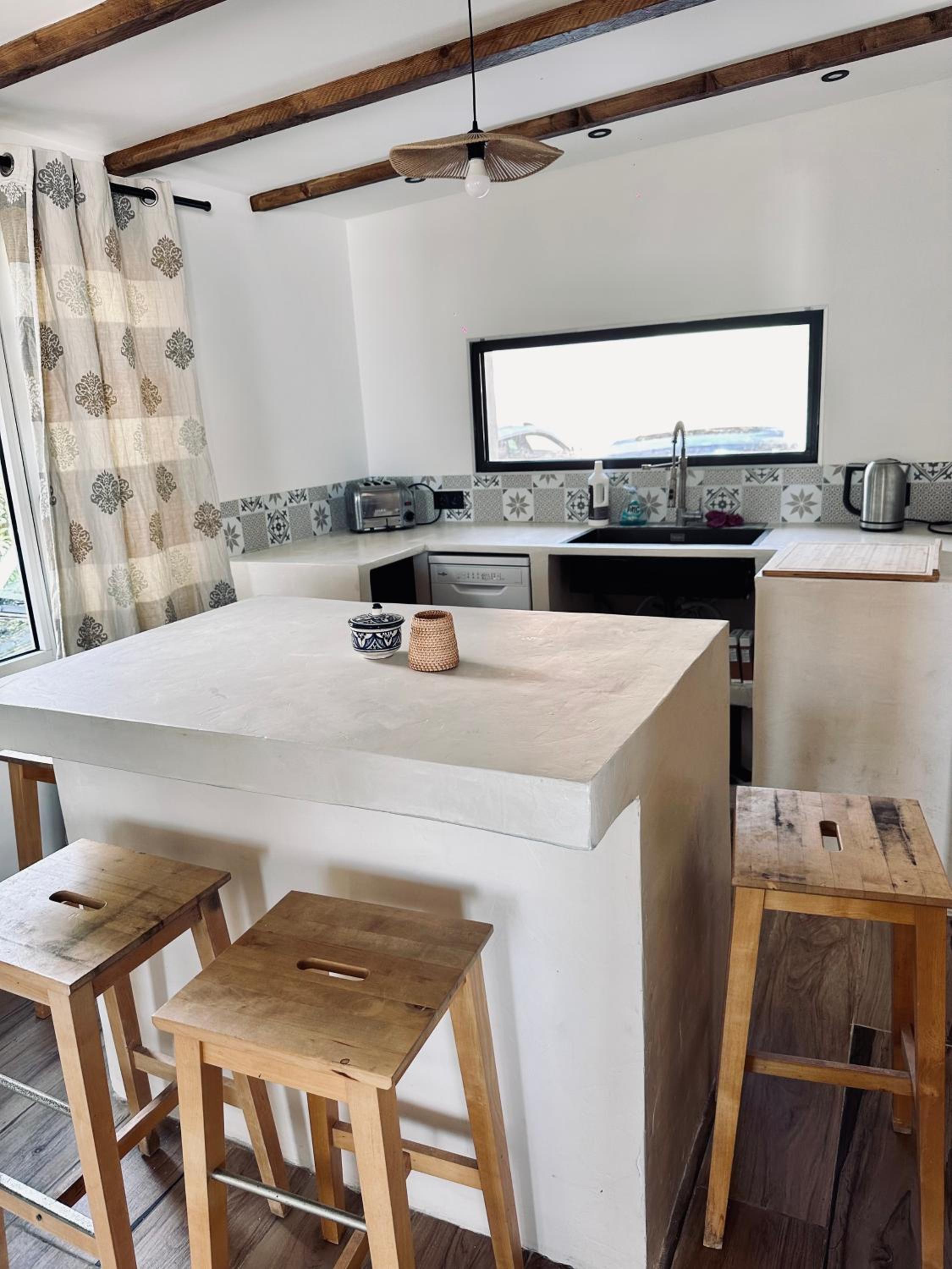 Casa Mare, CABANON SUR LA PLAGE à Ajaccio vue sanguinaires