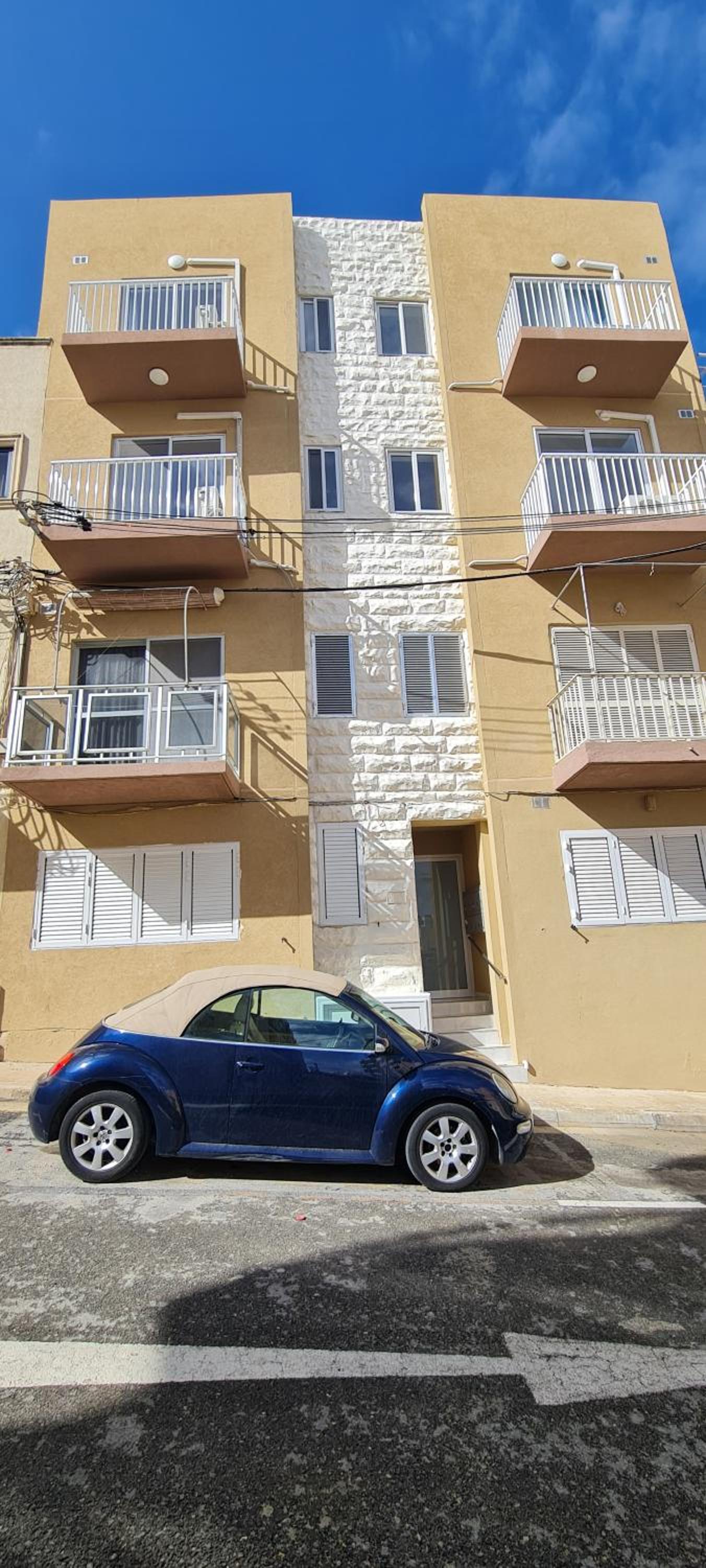 Seaside Serenity - Luxe Penthouse - near the beach by QuickTrips