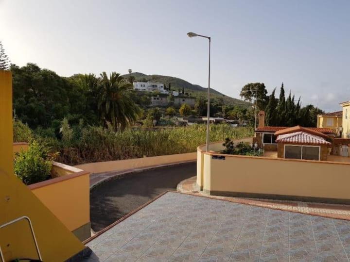Vencejo & Citrina Houses - Peaceful Nature Stays Just Minutes from the City