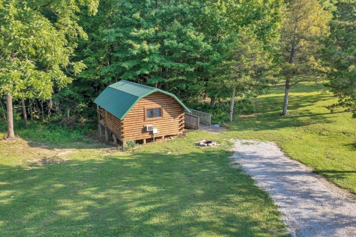 Bloomington Vacations - Rustic Cabin with Pool Access - Property Image 2