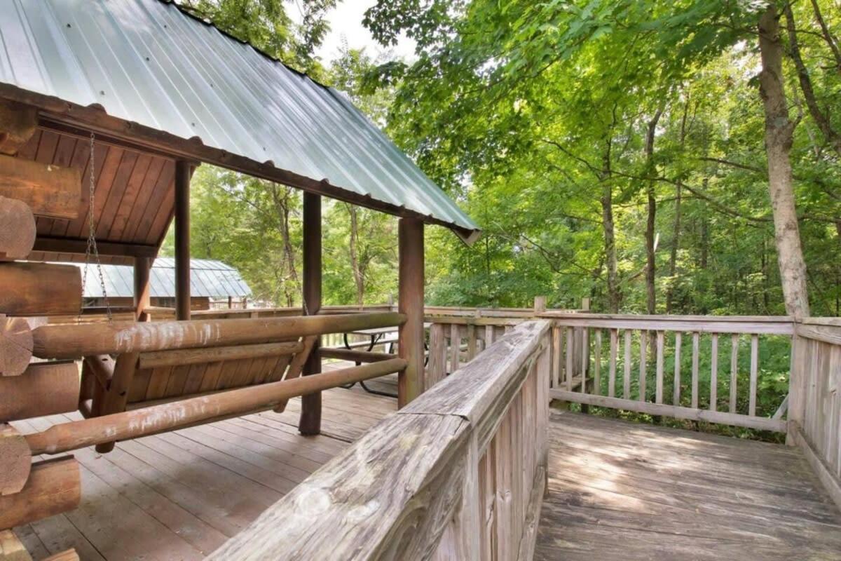Bloomington Vacations - Rustic Cabin with Pool Access - Property Image 3
