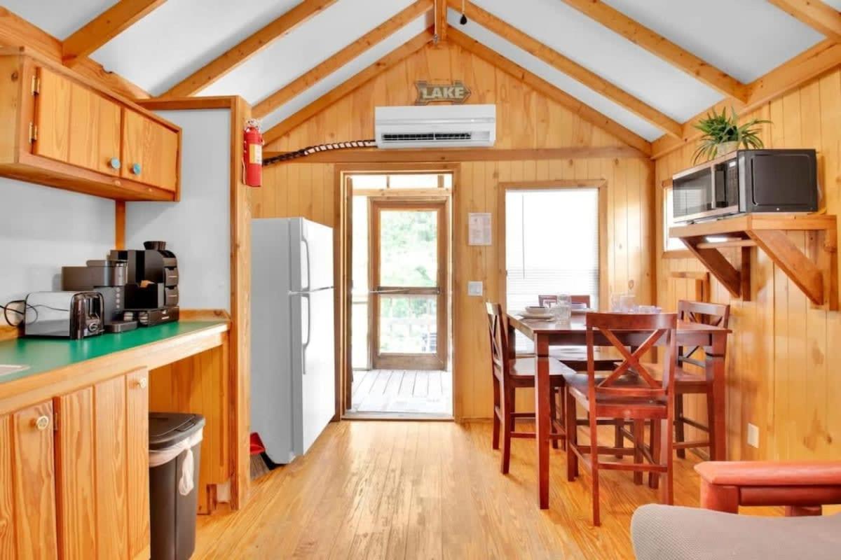 Charming Log Cabin in Bloomington view 2
