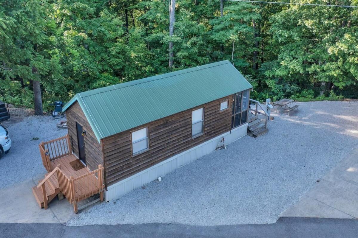 Relaxing Cabin in Bloomington