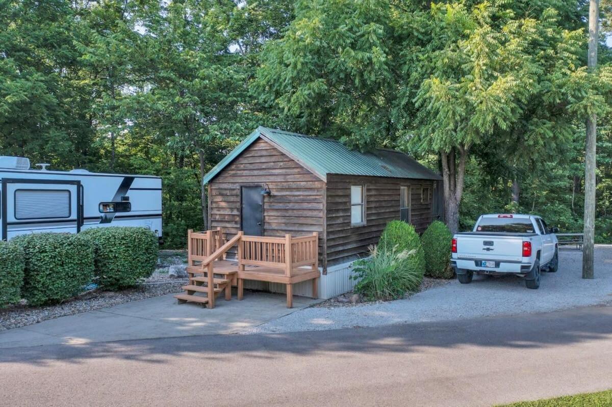 Relaxing Cabin in Bloomington