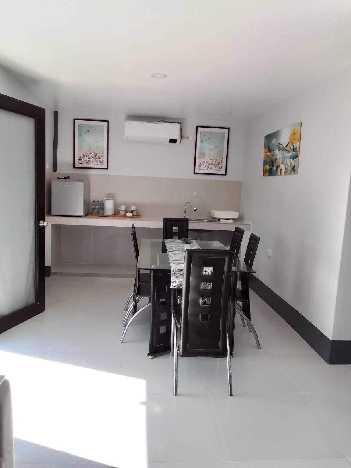 Cave Beach Resort - Boutique Accomodation