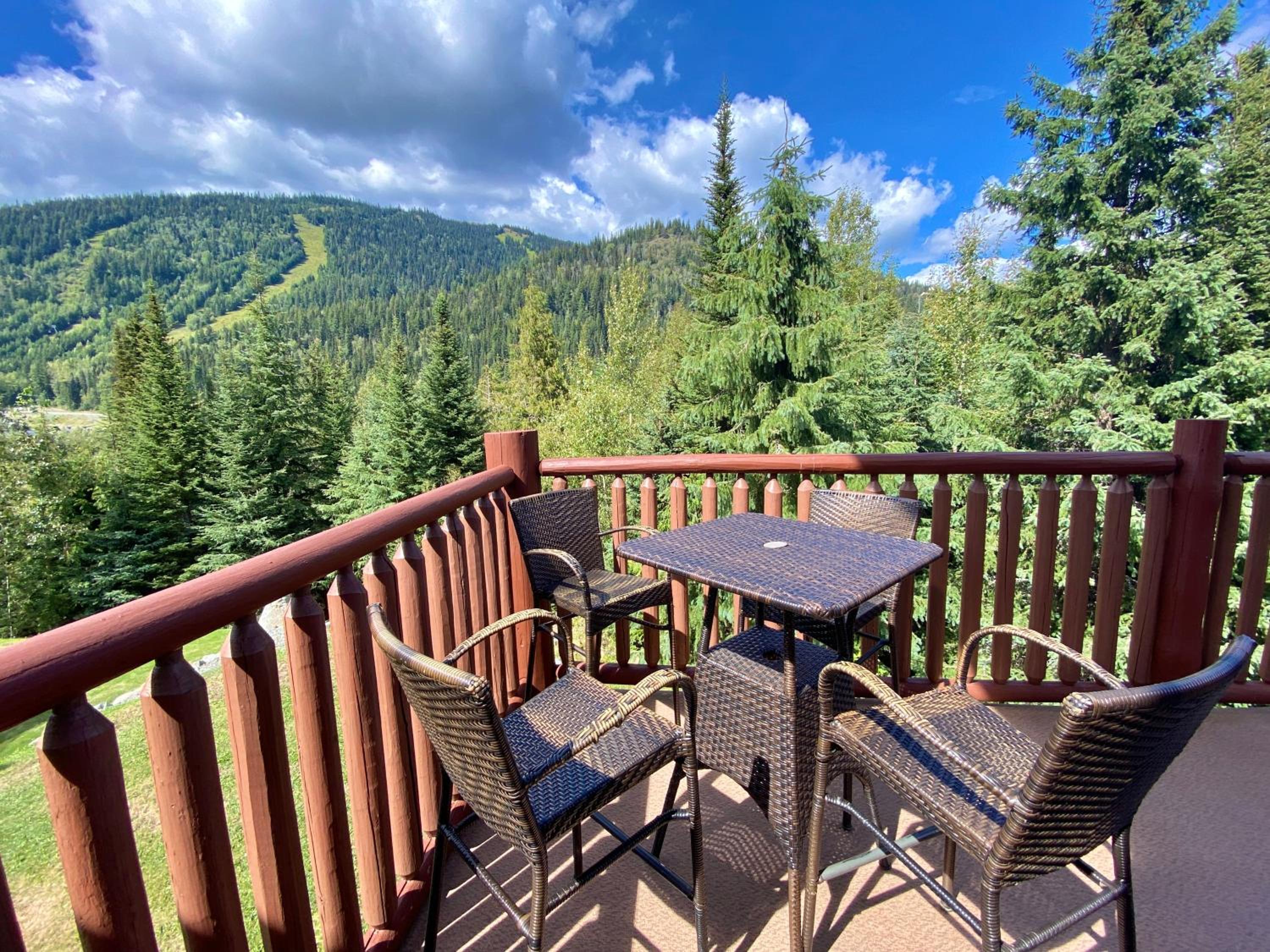Morrisey Chalet at Sun Peaks