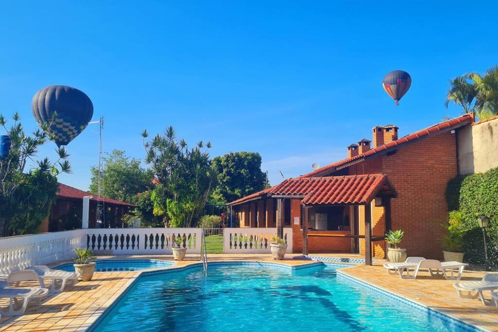 Chácara em Boituva com piscina e churrasqueira