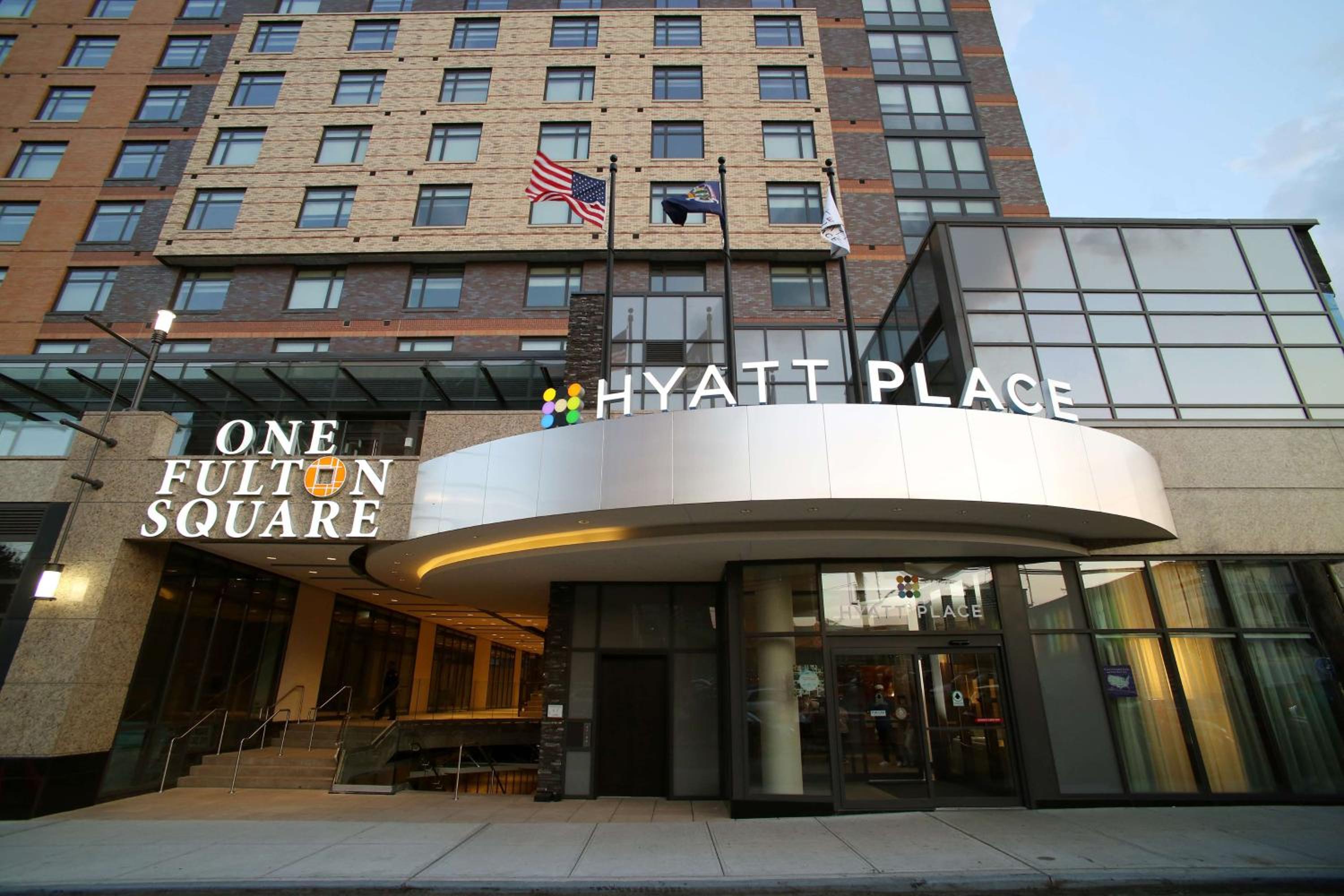 Hotel Hyatt Place Flushing/LGA Airport - Image 1