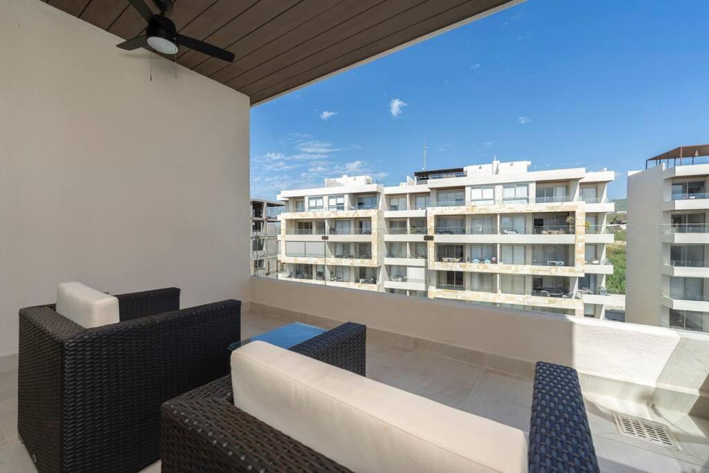 Penthouse with Private Jacuzzi and 4 Bedrooms
