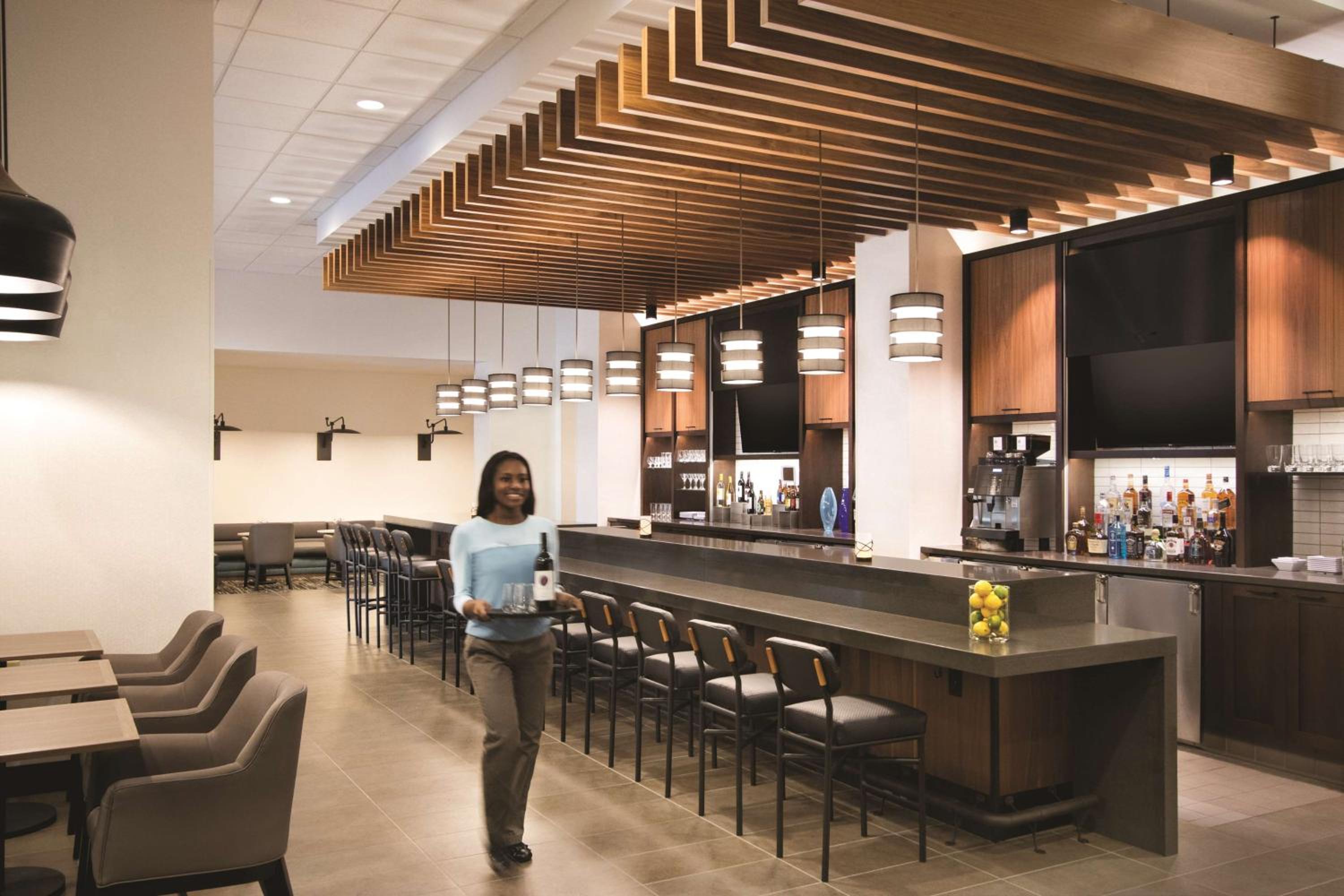 Rosemont Vacations - Hyatt Place Chicago O'Hare Airport - Property Image 66