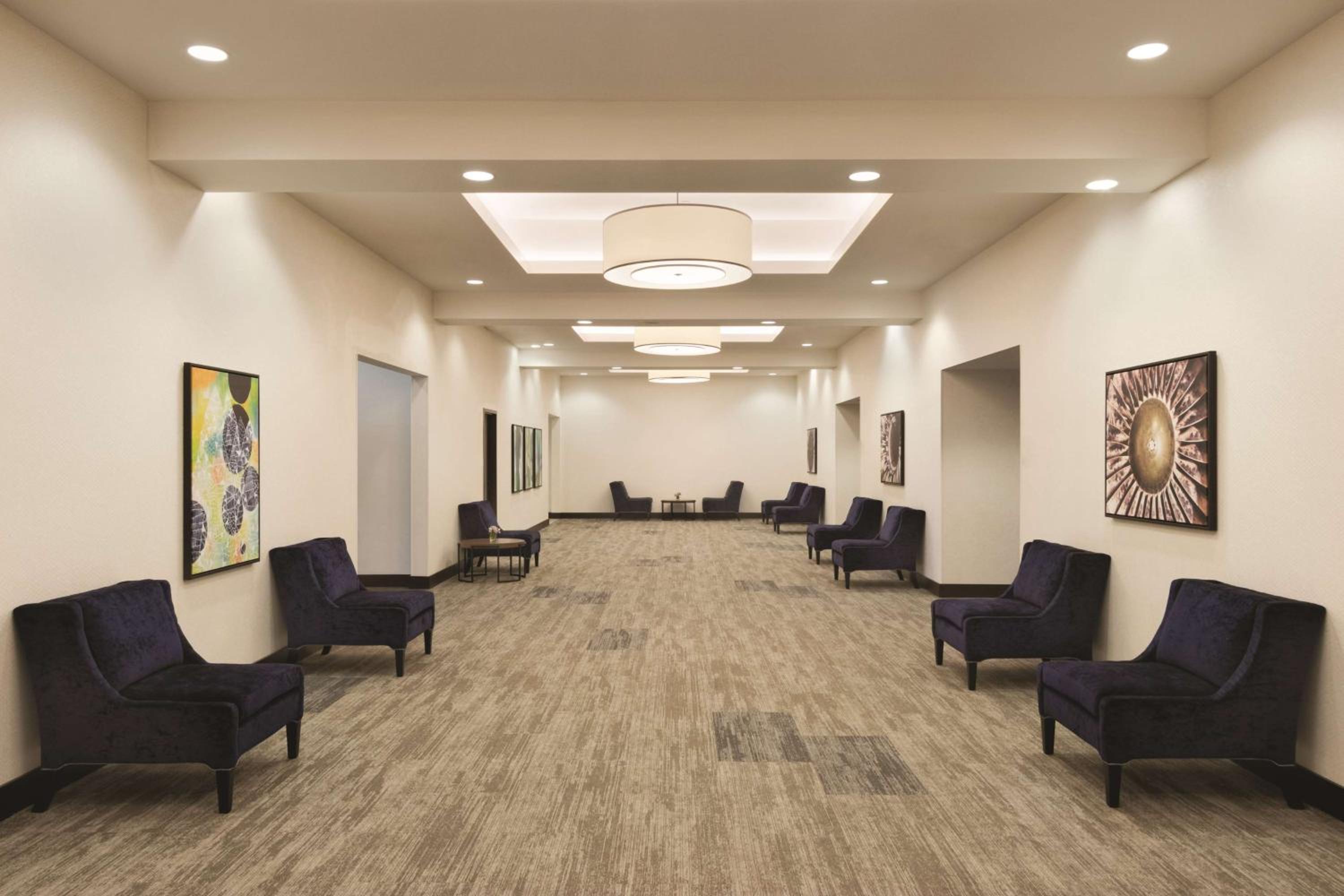 Rosemont Vacations - Hyatt Place Chicago O'Hare Airport - Property Image 4