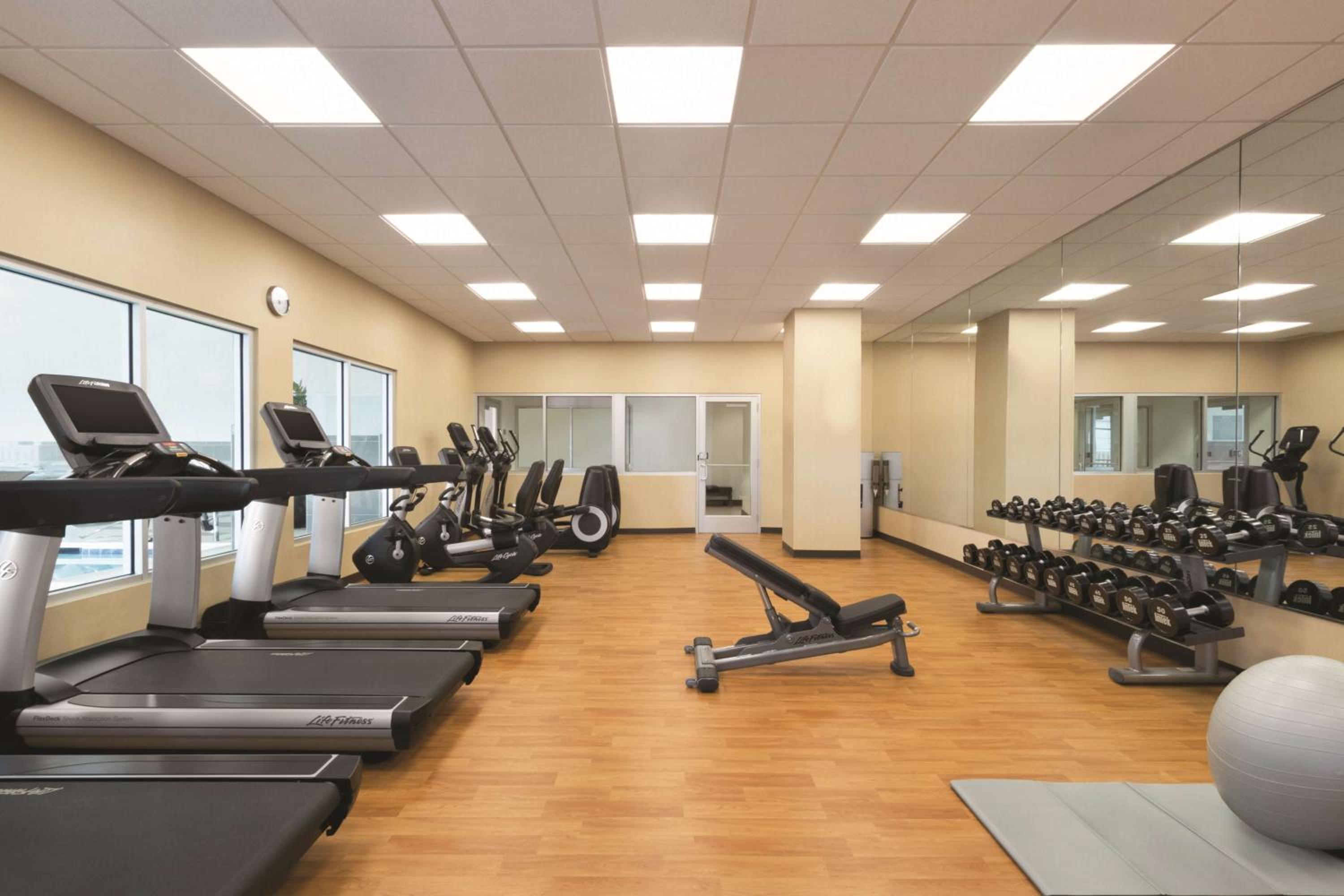Rosemont Vacations - Hyatt Place Chicago O'Hare Airport - Property Image 70