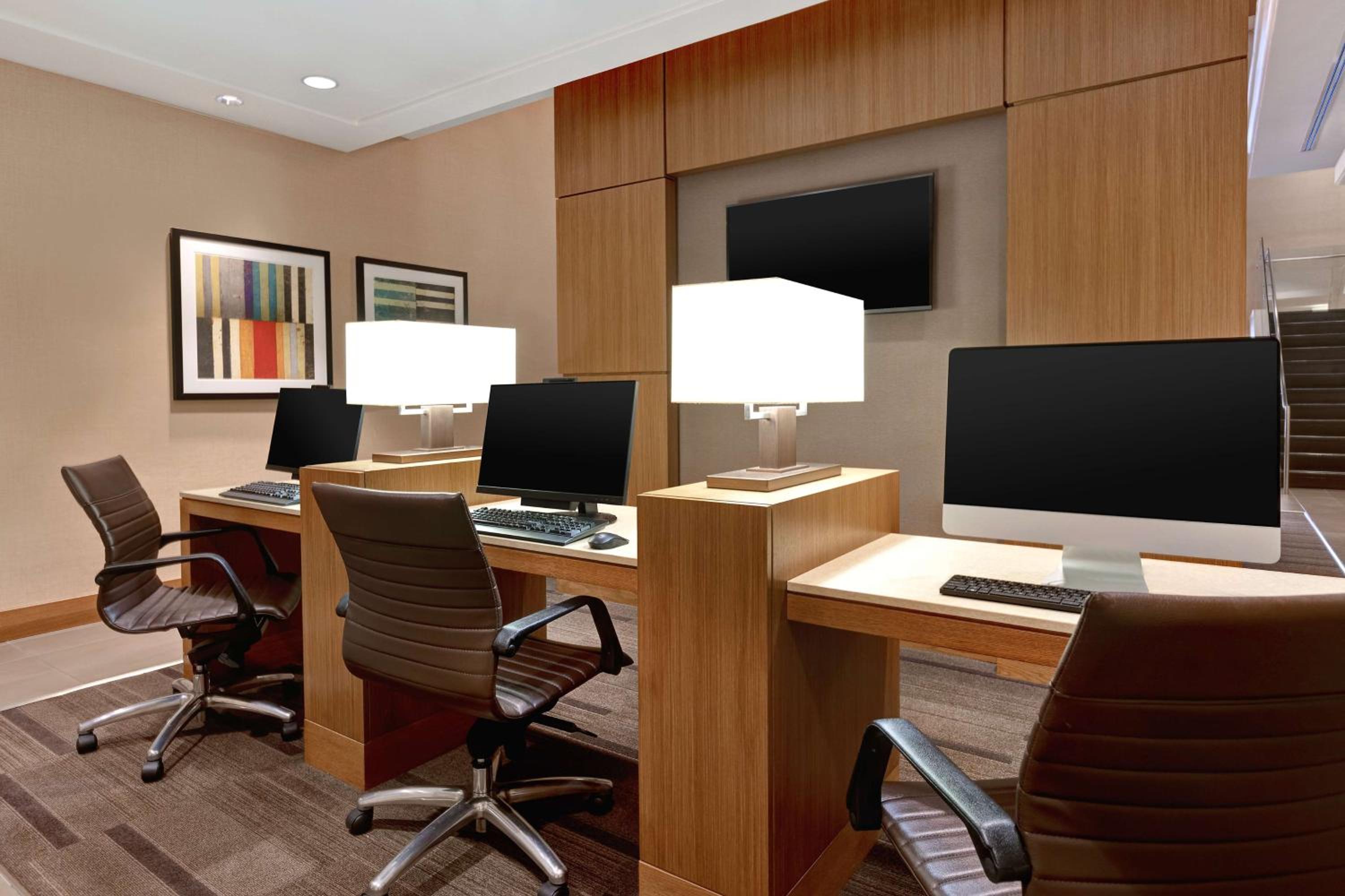 Bloomington Vacations - Hyatt Place Bloomington / Normal - Property Image 32