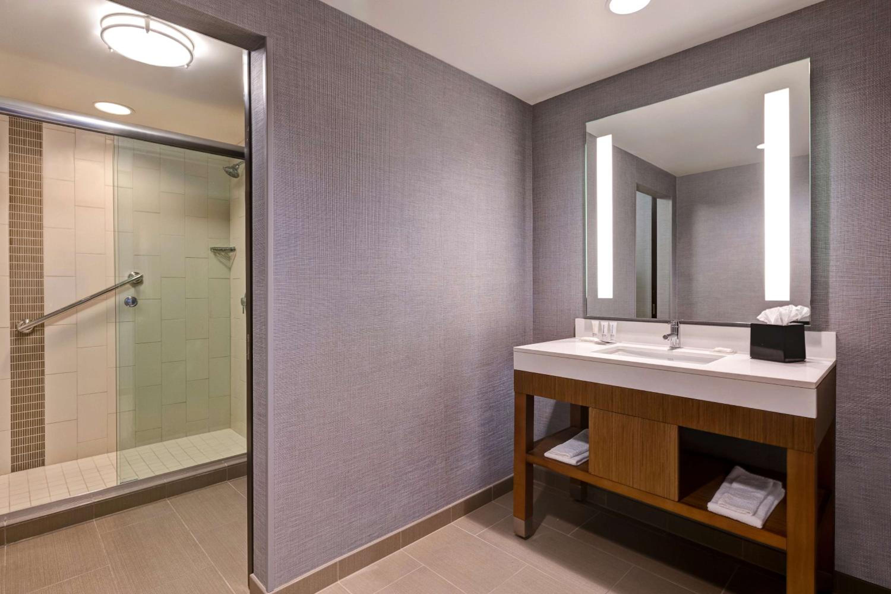 Bloomington Vacations - Hyatt Place Bloomington / Normal - Property Image 11