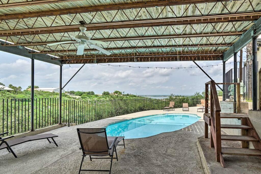 Heated Pool With View~The Lookout At Bryce Canyon view 3