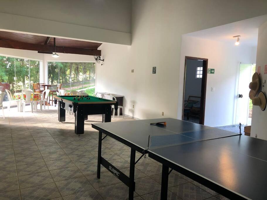 Chácara tipo resort a maior piscina que vc já viu!