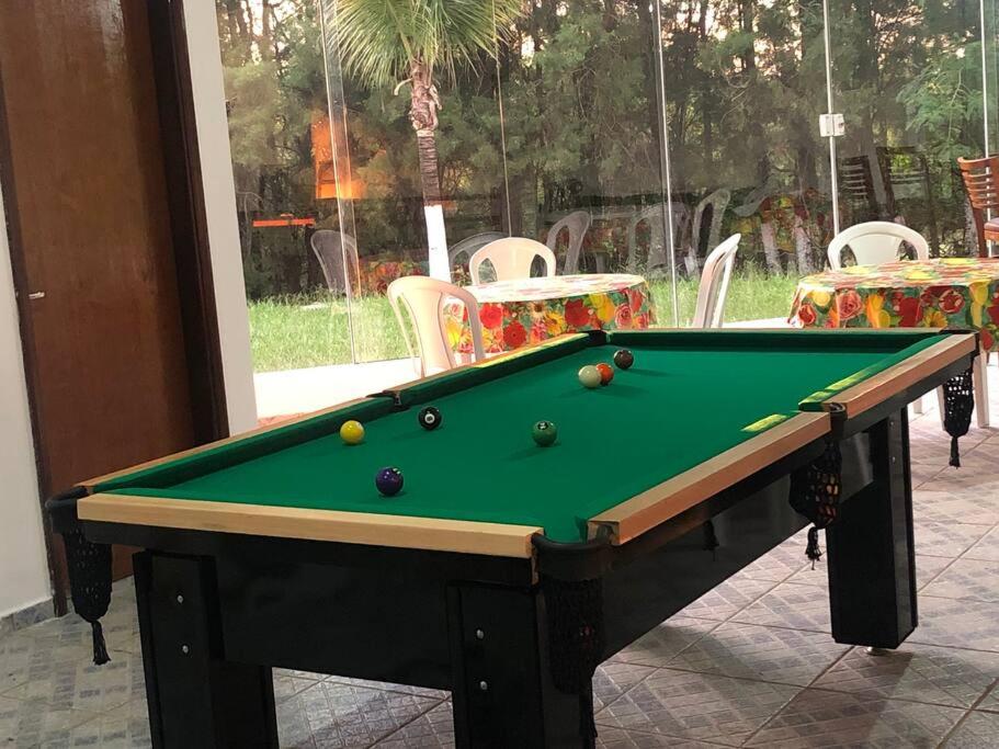 Chácara tipo resort a maior piscina que vc já viu!
