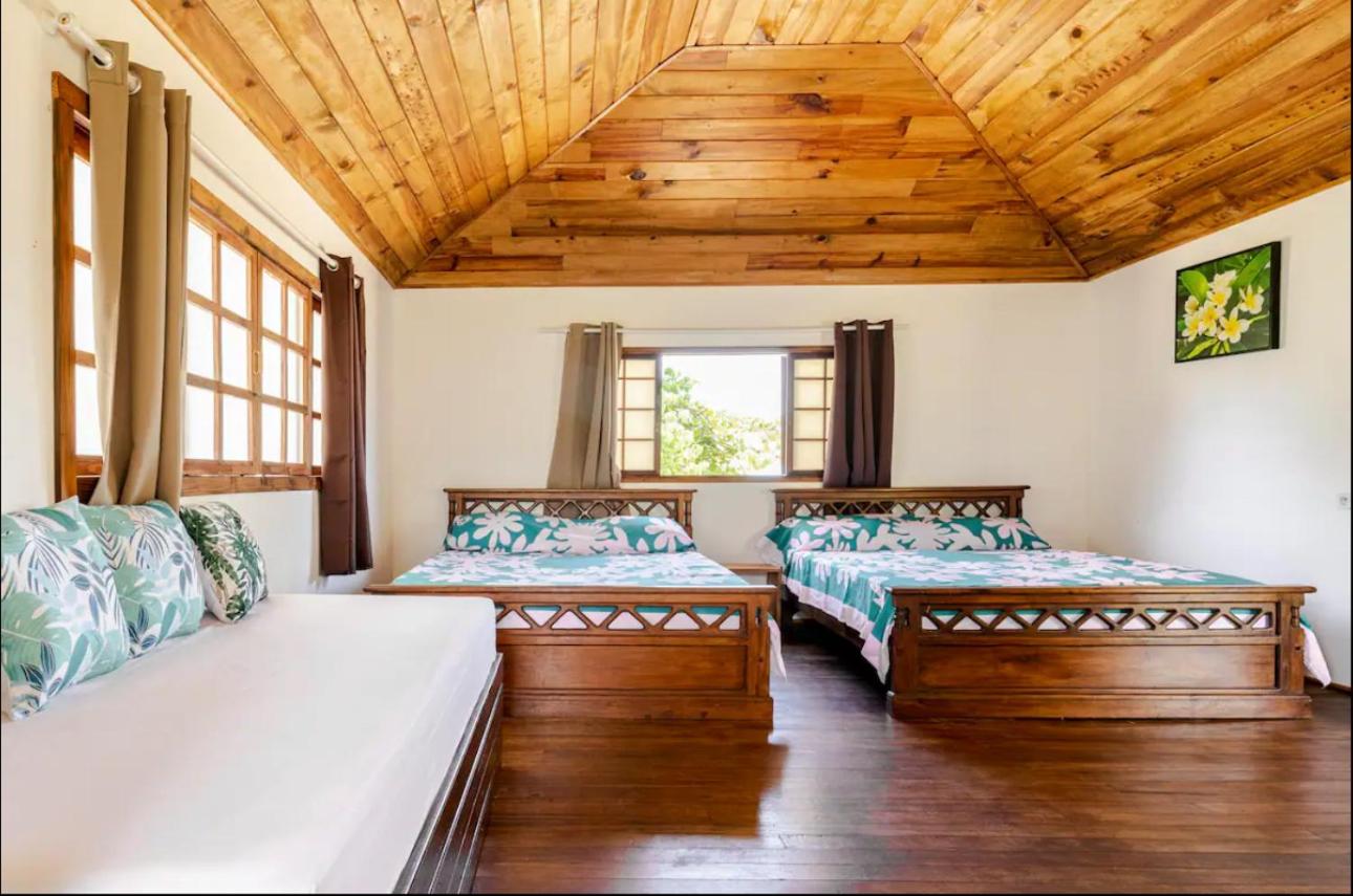 Bungalow Hiana - vue lagon avec plage privée view 3