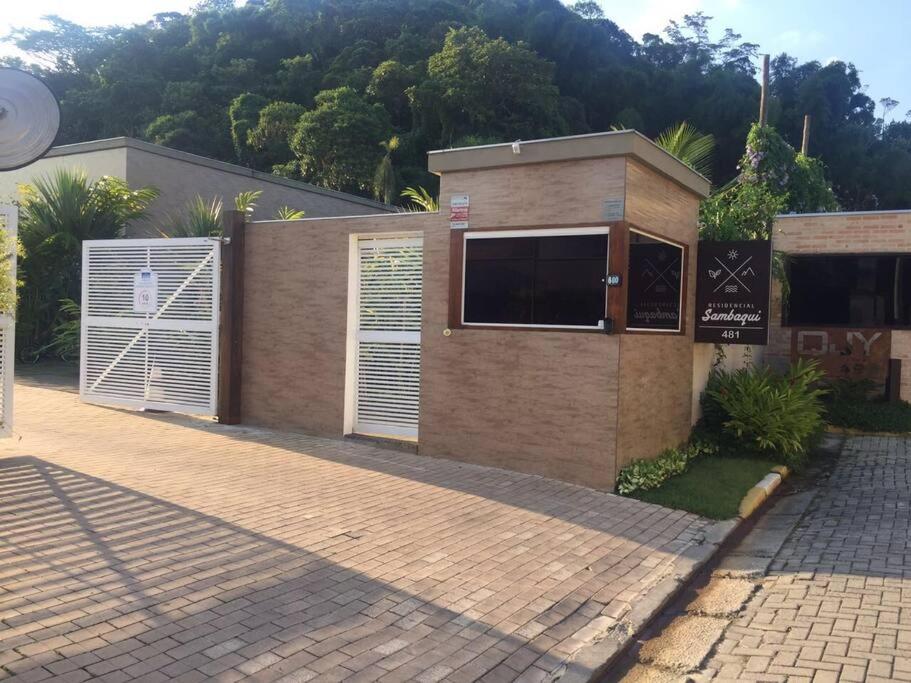 Linda Casa de alto padrão em praia de Juquehy