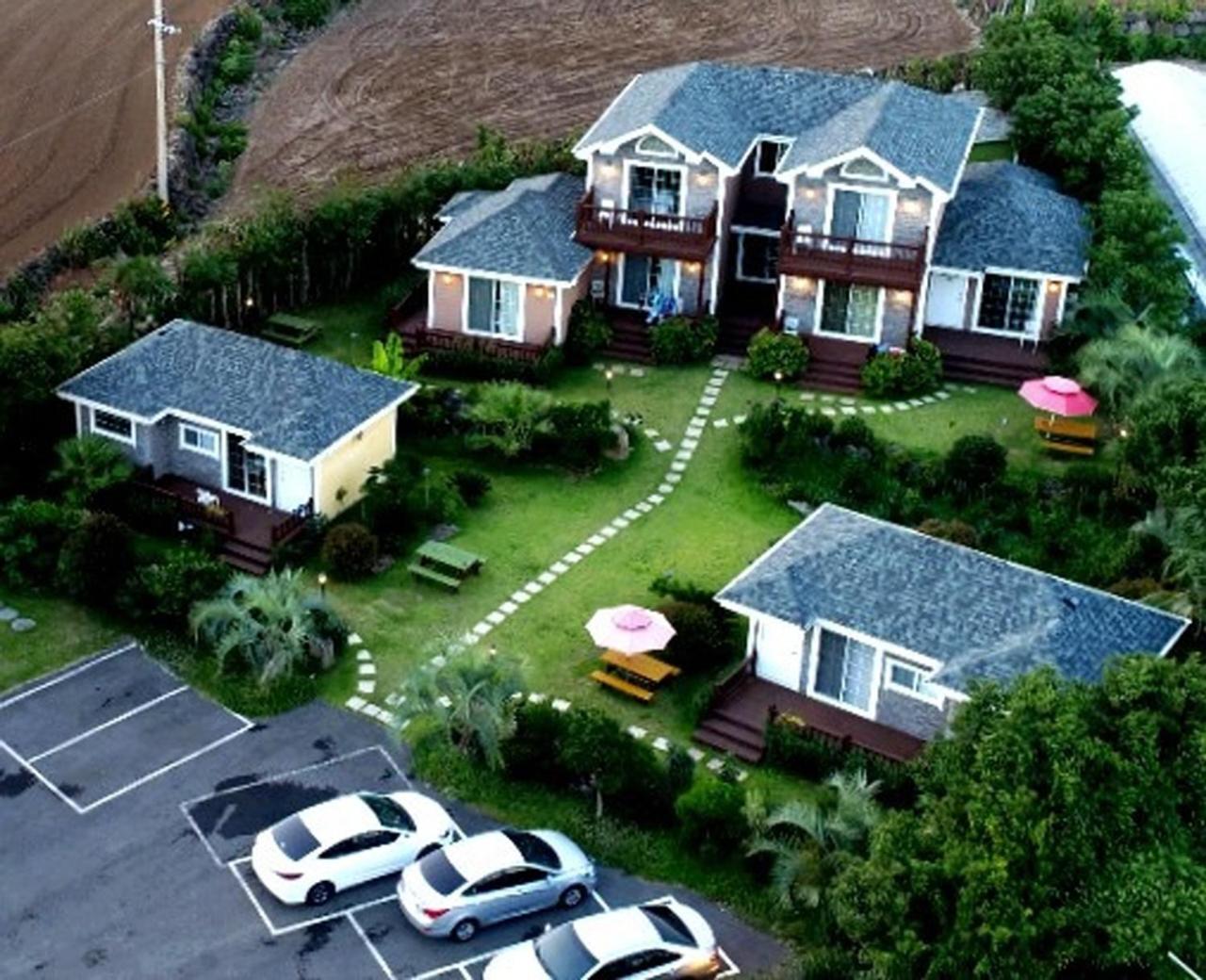 Jubilee Chalet