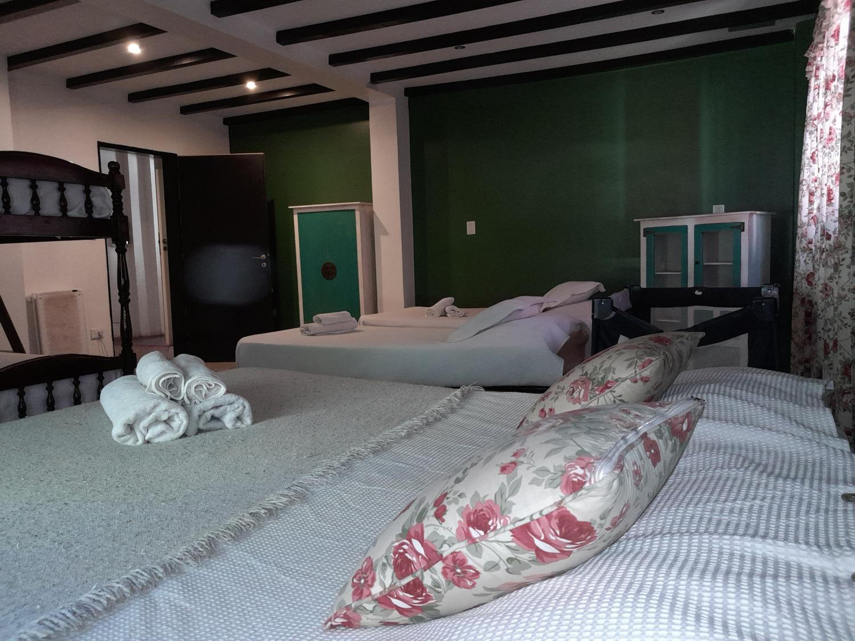 Hotel y Casa de Campo Oasis Campero - Ezeiza Aeropuerto -San Vicente