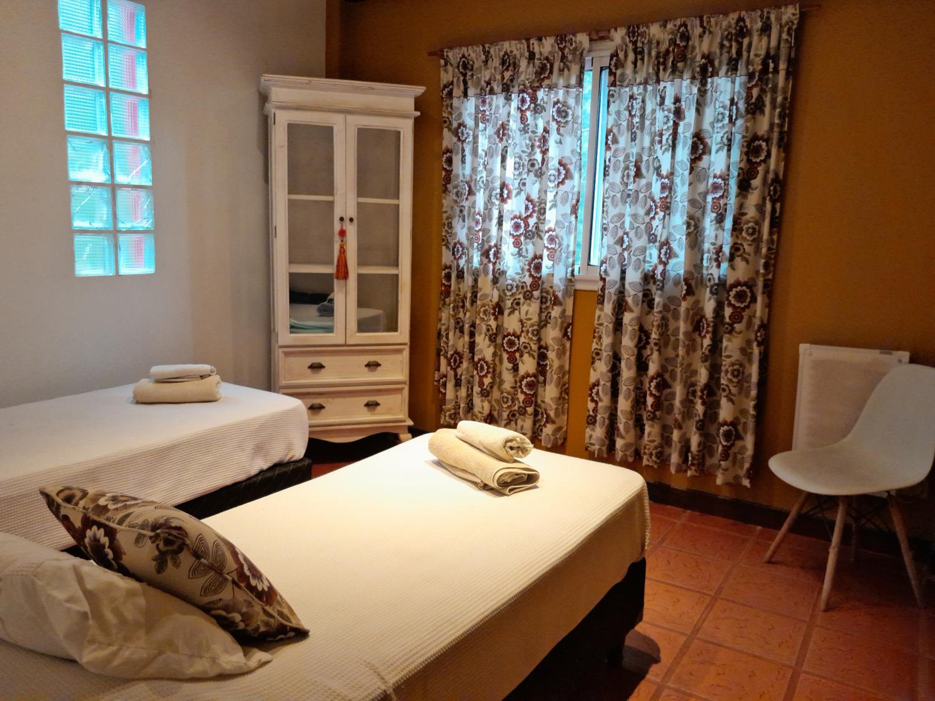 Hotel y Casa de Campo Oasis Campero - Ezeiza Aeropuerto -San Vicente