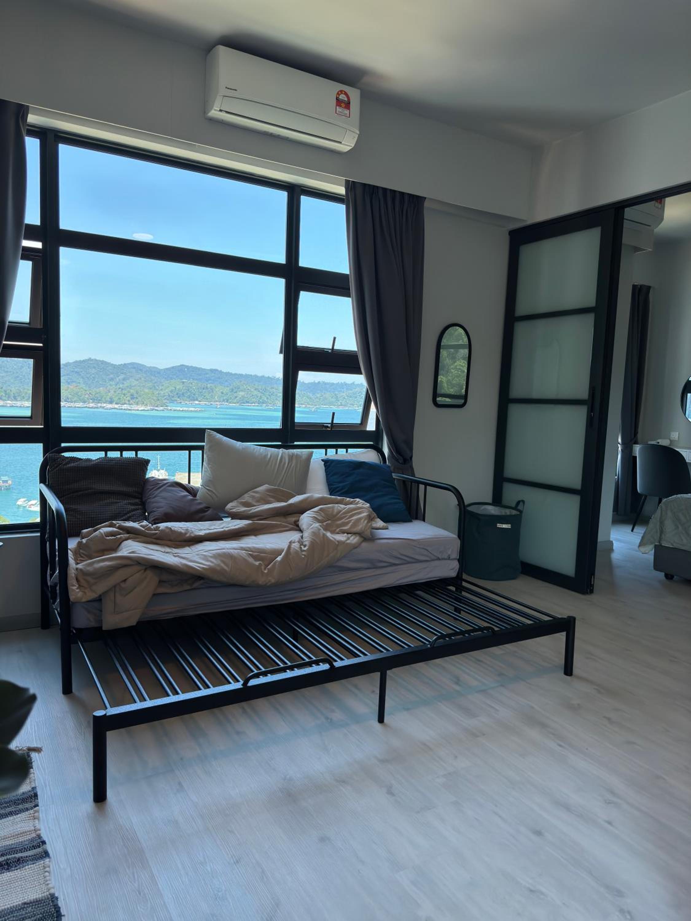 Jesselton Quay l Deluxe l Family Suite l 2 bedrooms 2 bathrooms l Sunset Seaview photo 8