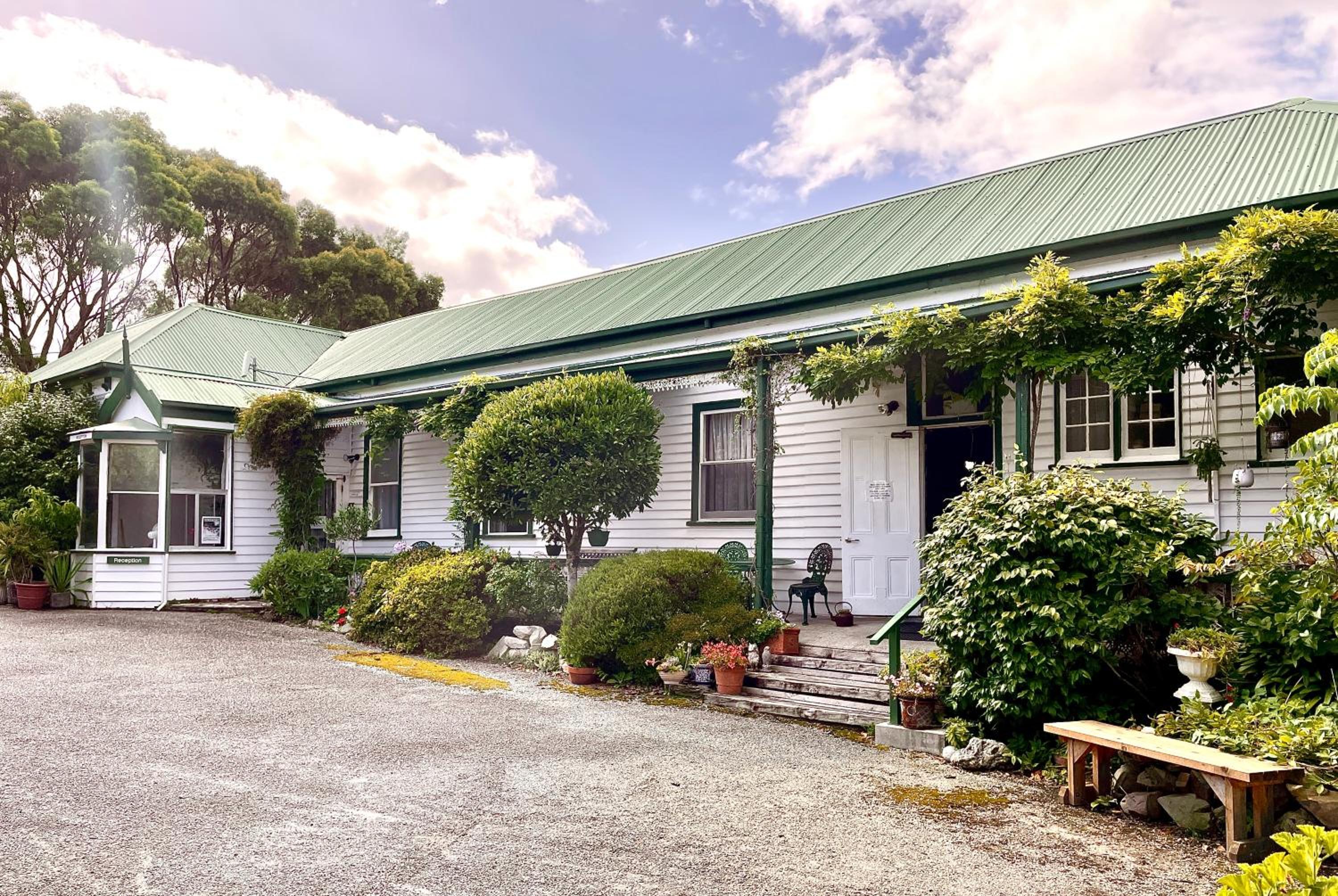 Strahan Wilderness Lodge