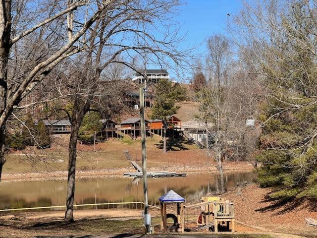 Holiday Hills Resort