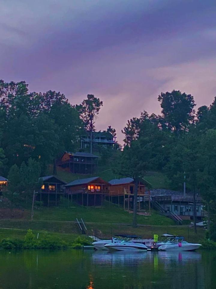 Holiday Hills Resort