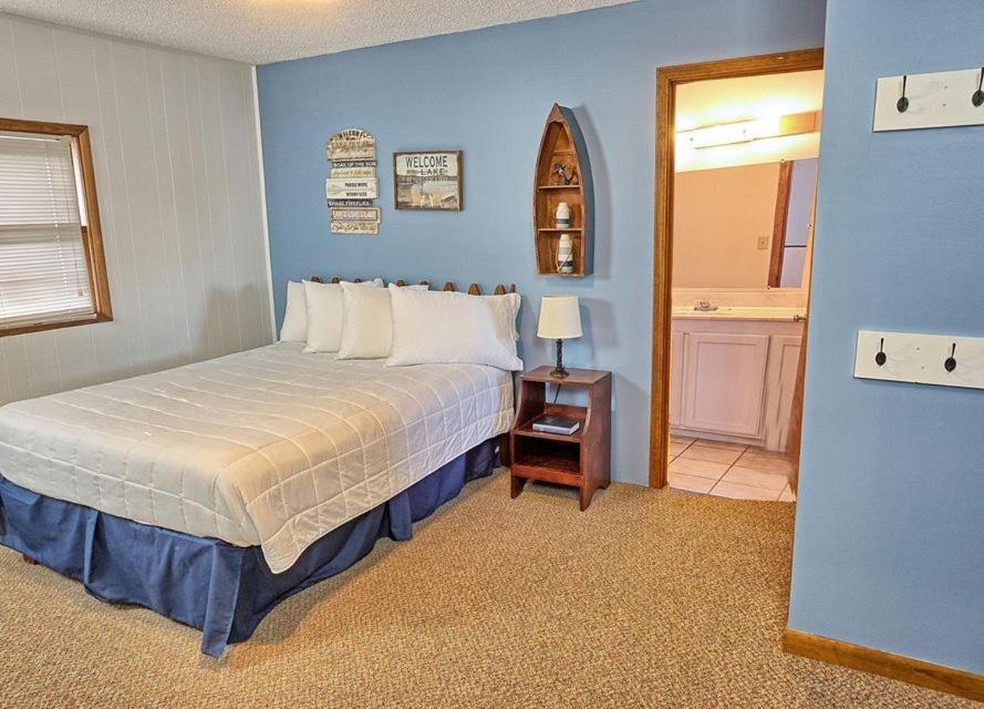 Holiday Hills Resort
