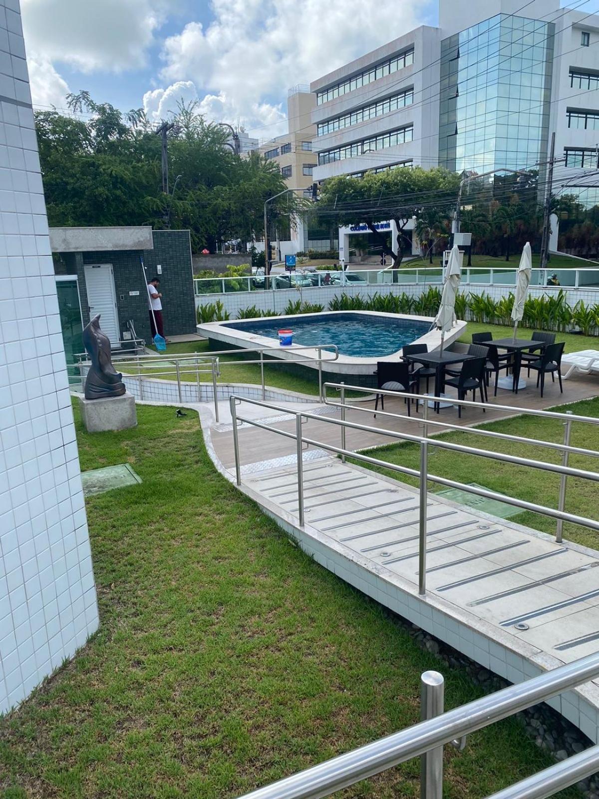 Flat que acomoda até 4 pessoas Boa Viagem-Recife