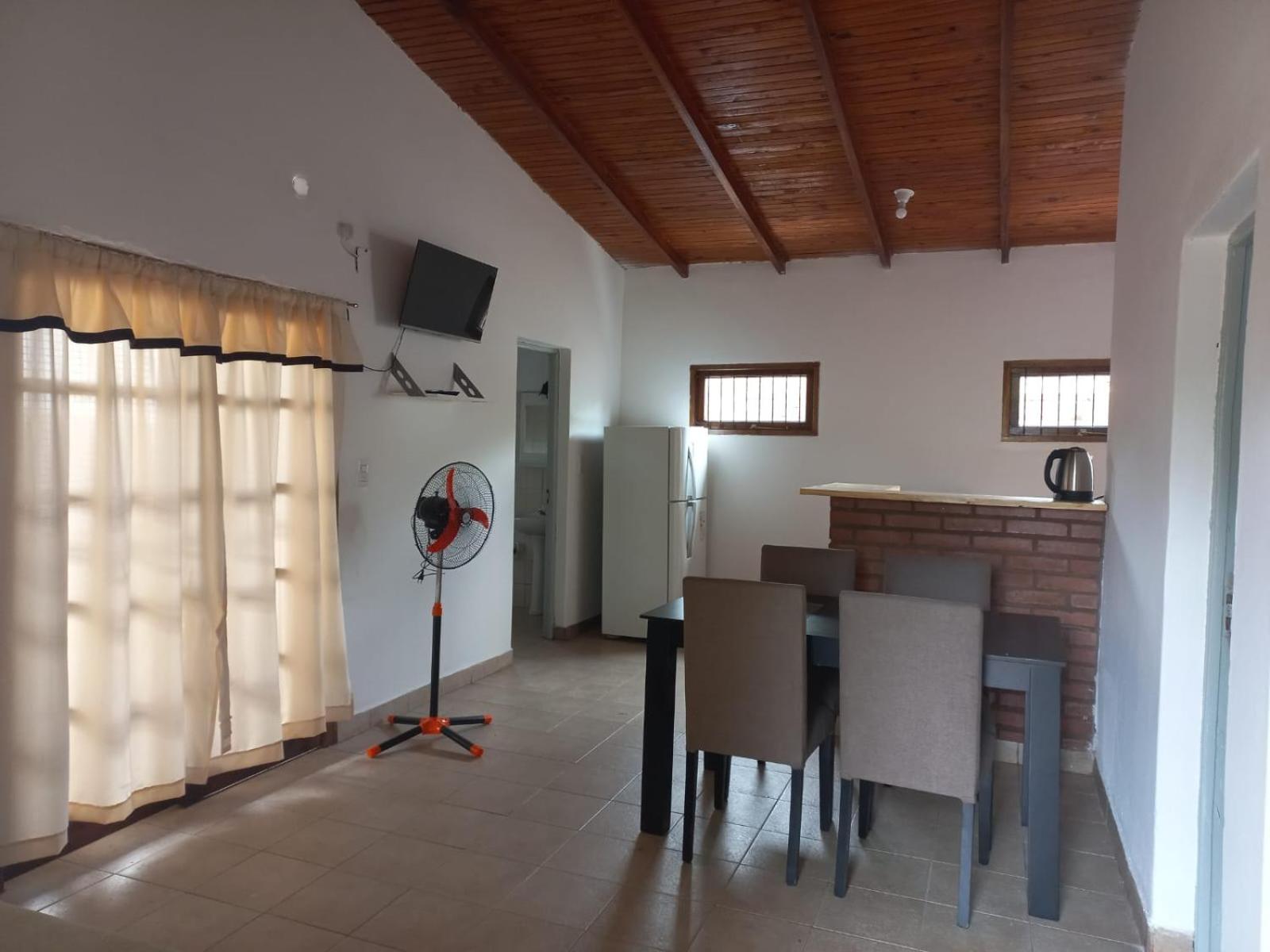Casa cerca del centro con cochera