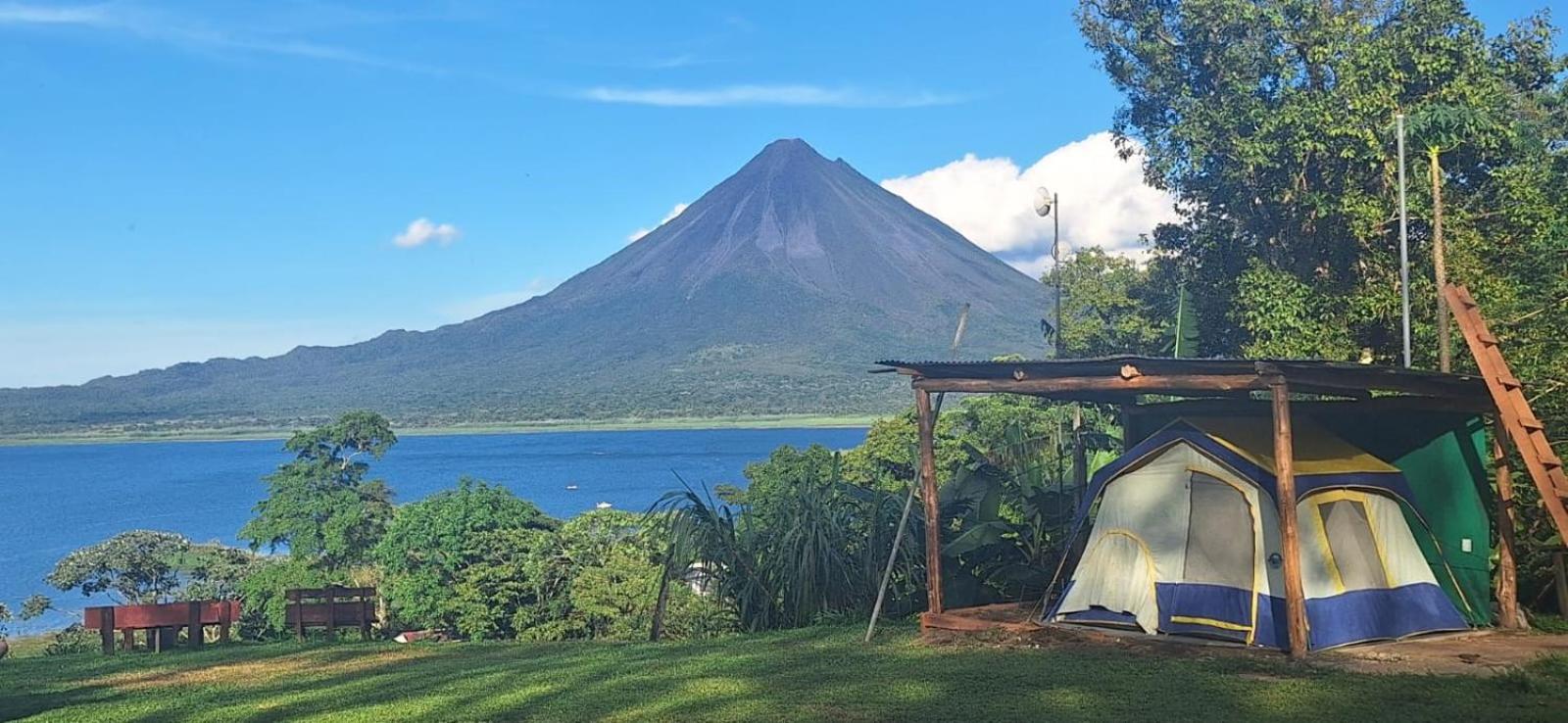 Sunset Inn Arenal B&B