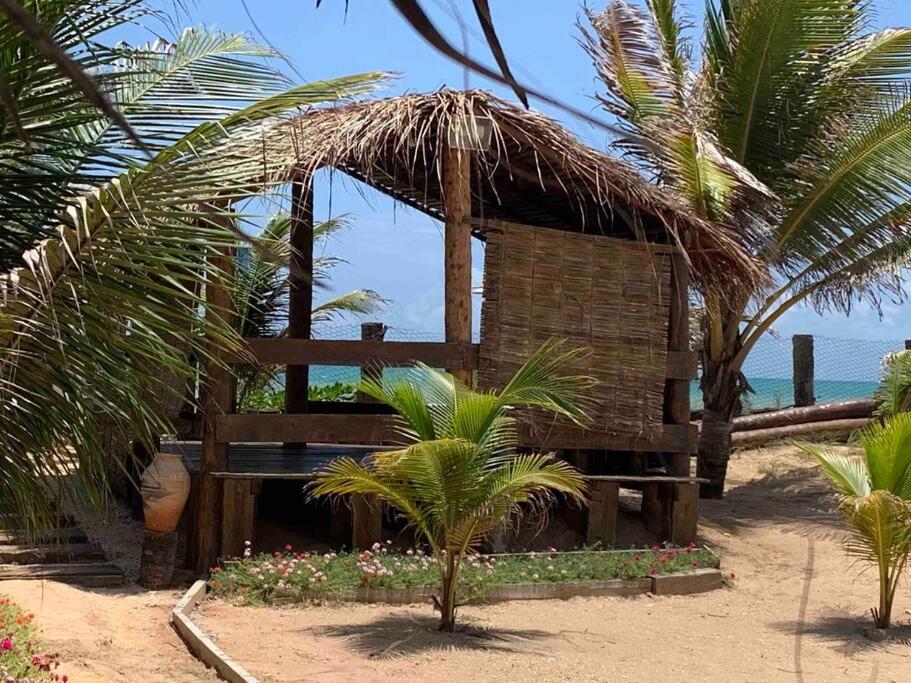 Bela casa de praia beira mar