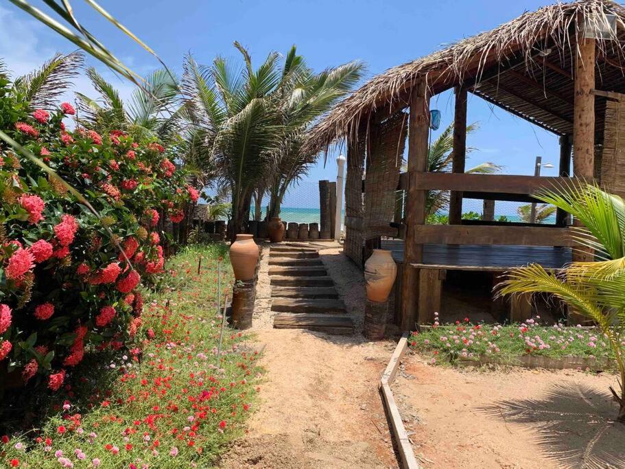 Bela casa de praia beira mar